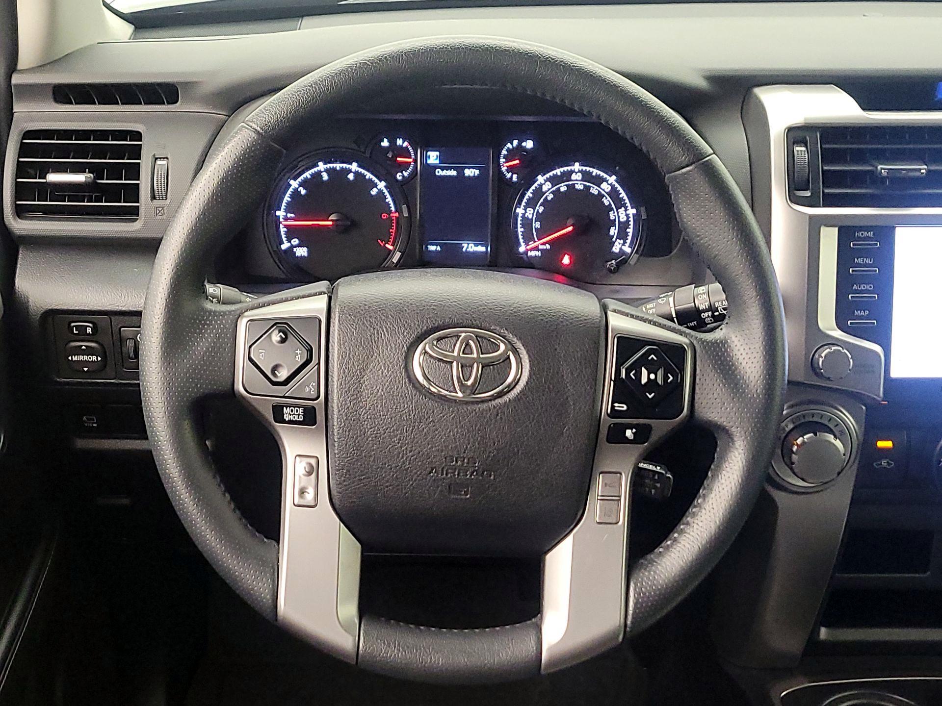 Thumbnail: 2022 Toyota 4Runner - 10