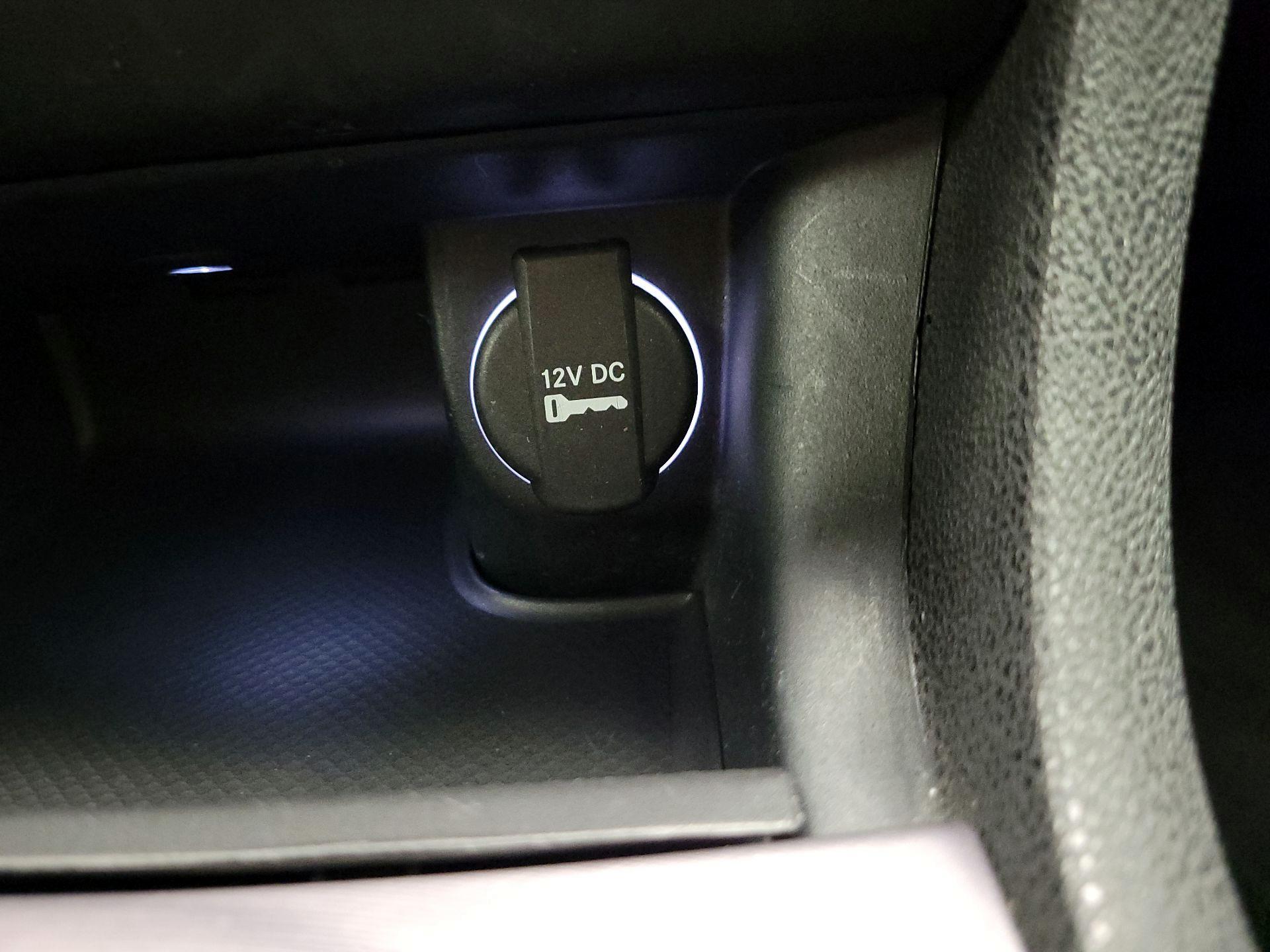 Thumbnail: 2019 Dodge Charger - 18