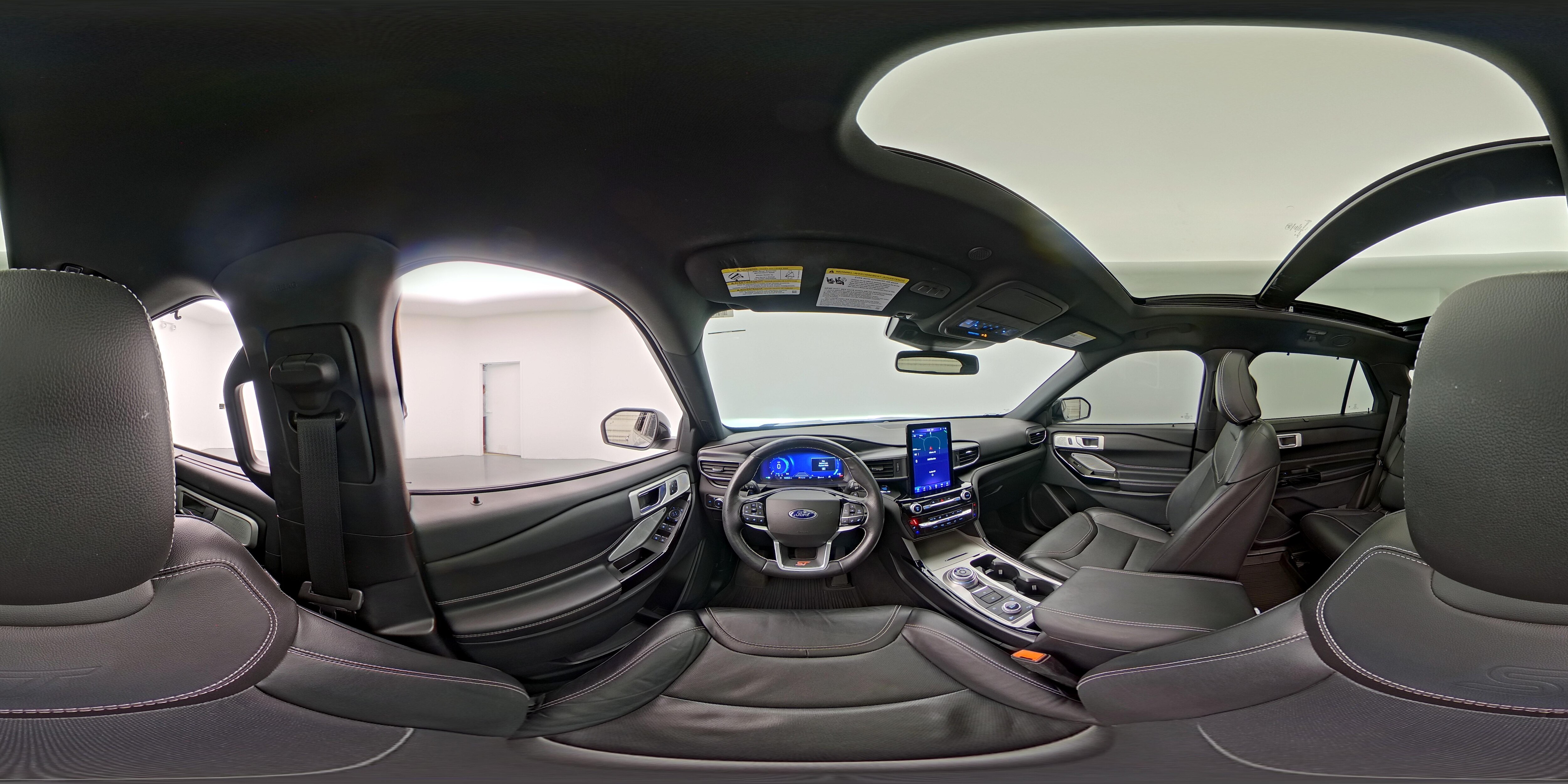 2022 Ford Explorer ST - Photo 30