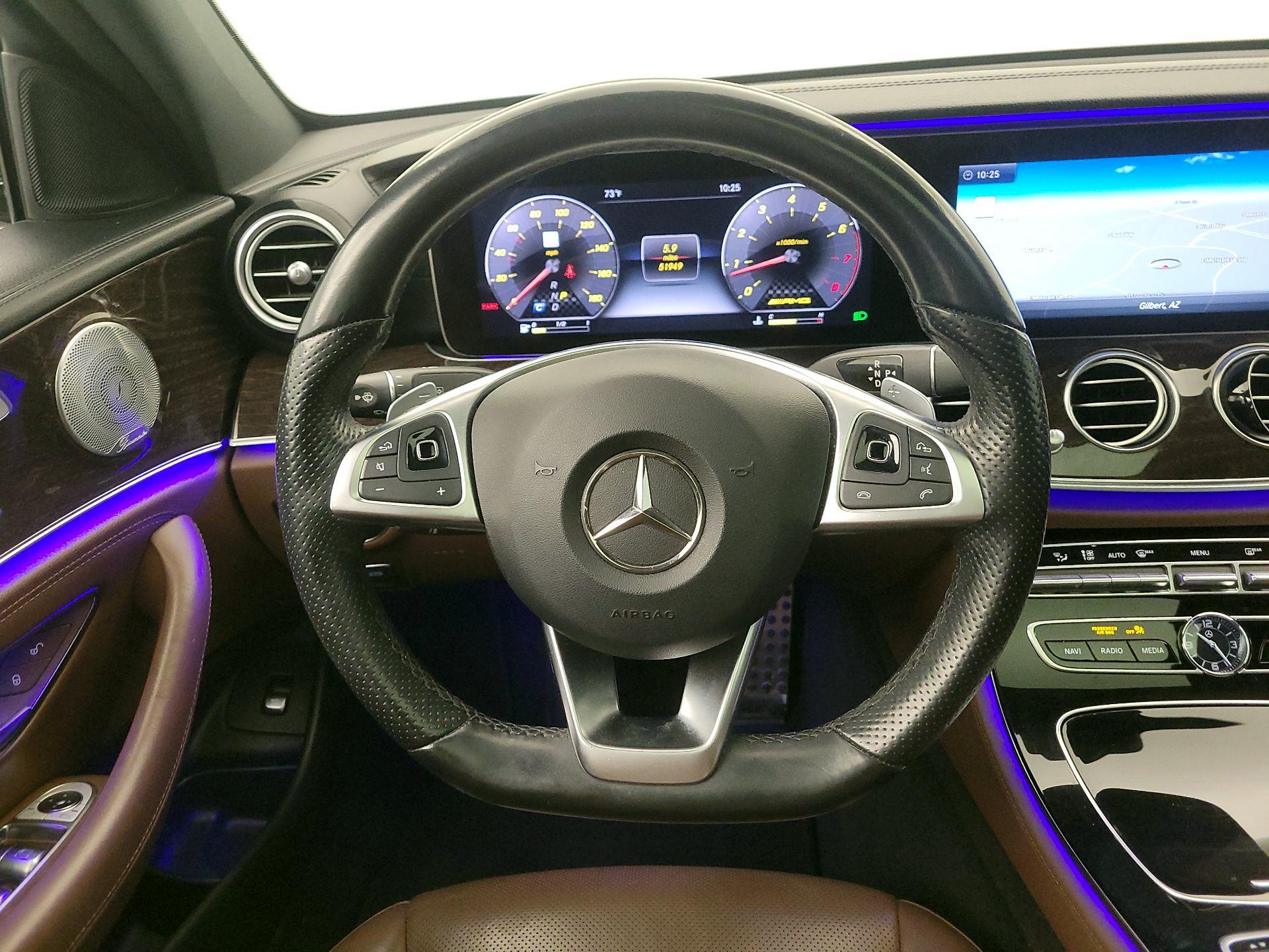 Thumbnail: 2018 Mercedes-Benz E-Class - 10