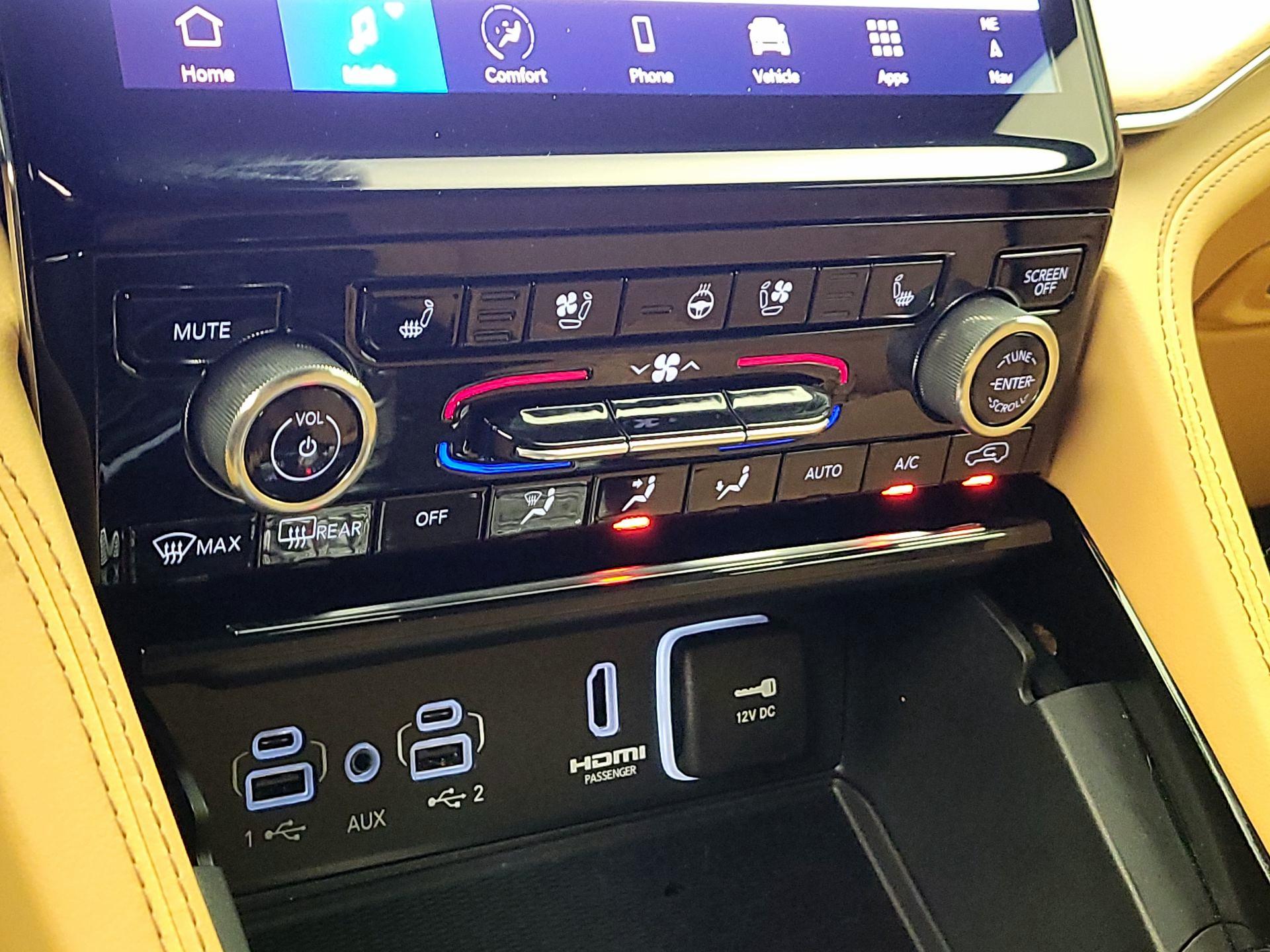 Thumbnail: 2025 Jeep Grand Cherokee - 17