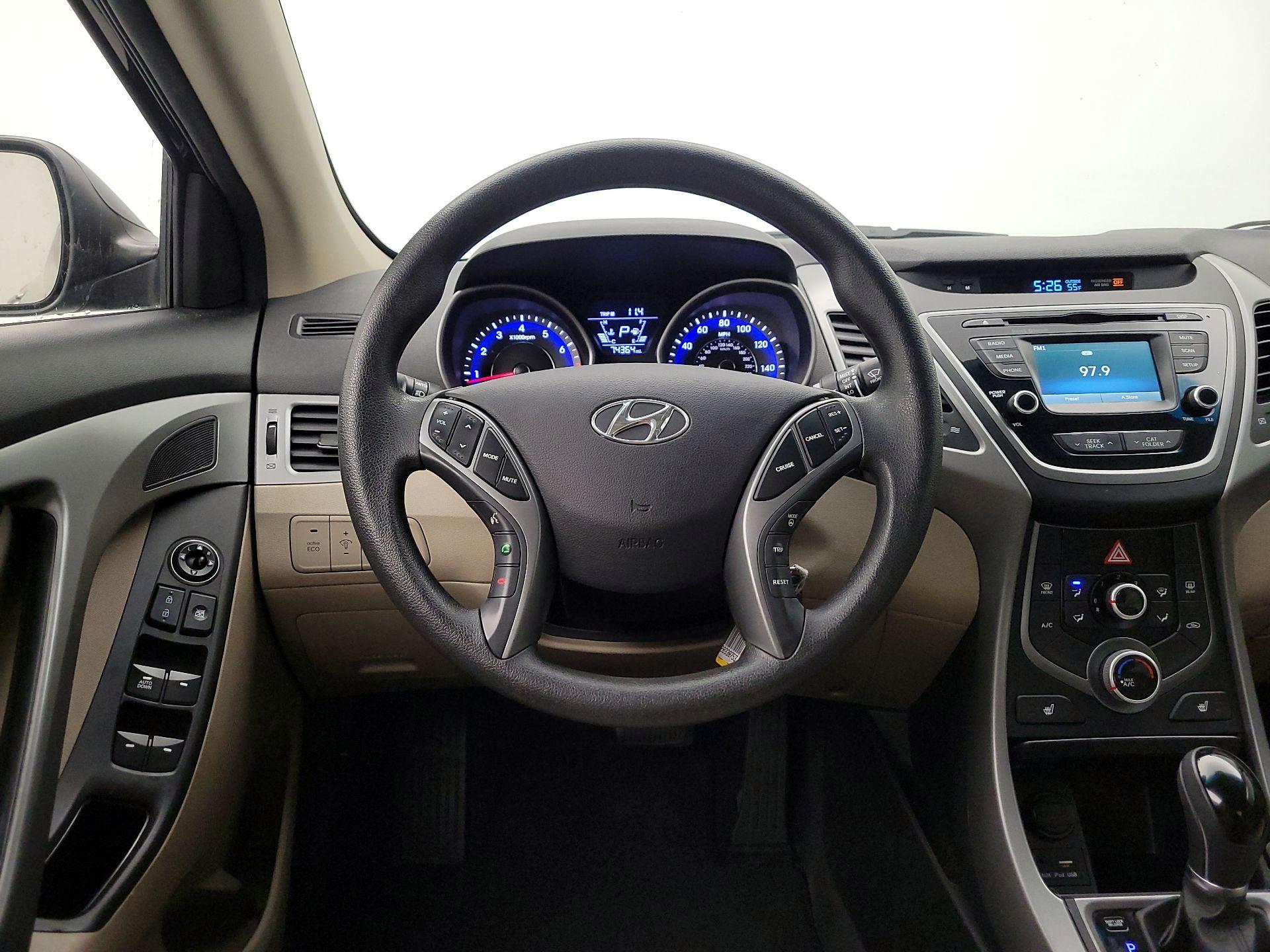Thumbnail: 2014 Hyundai Elantra - 10