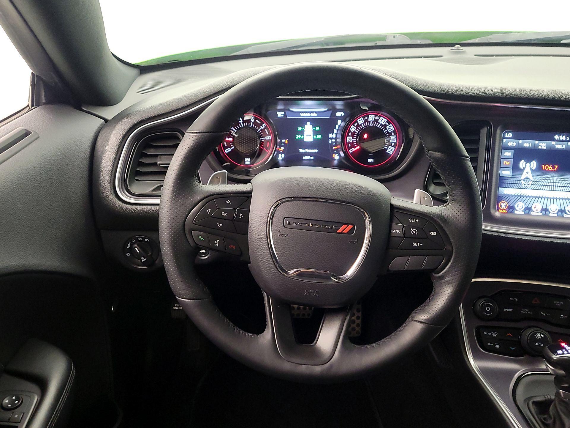 Thumbnail: 2017 Dodge Challenger - 10