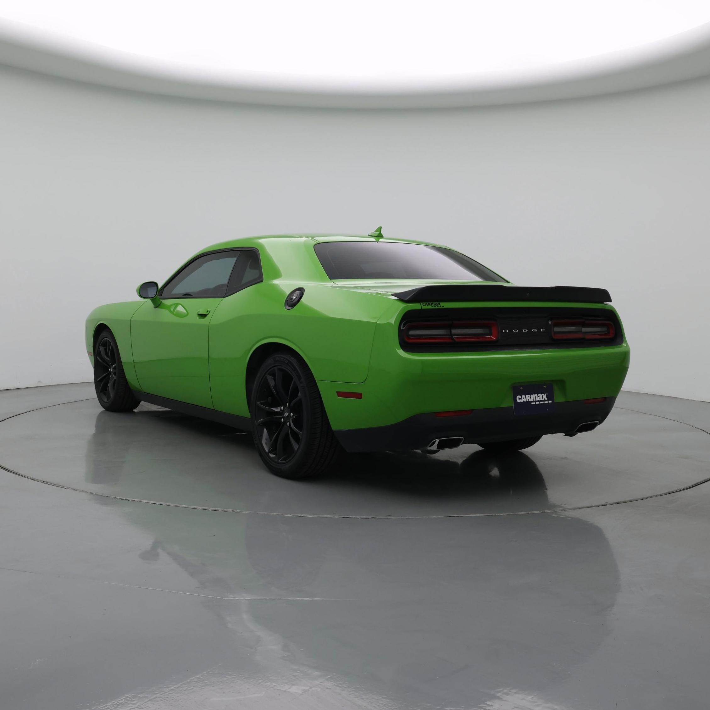 Thumbnail: 2017 Dodge Challenger - 2