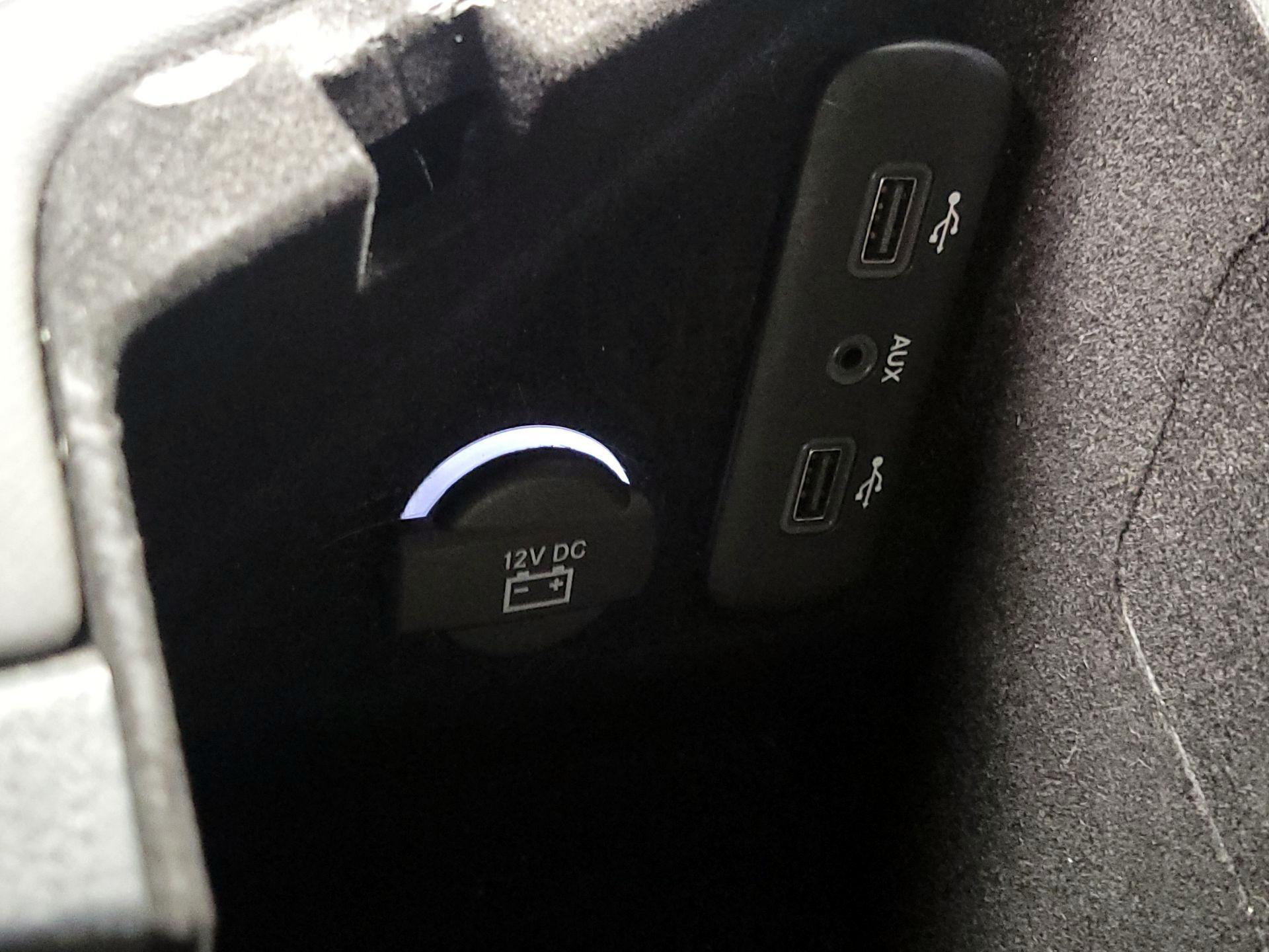 Thumbnail: 2017 Dodge Challenger - 19