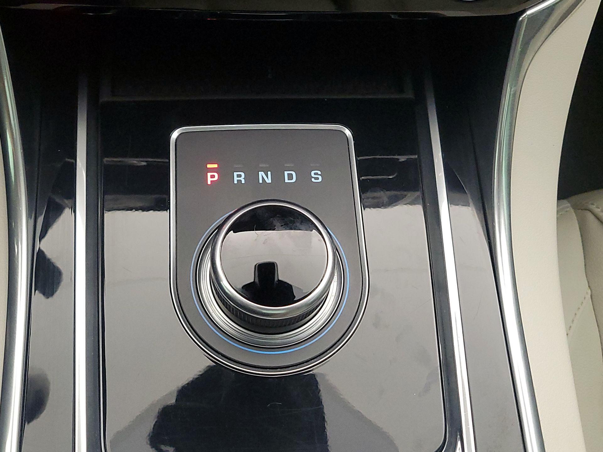 Thumbnail: 2017 Jaguar XE - 17