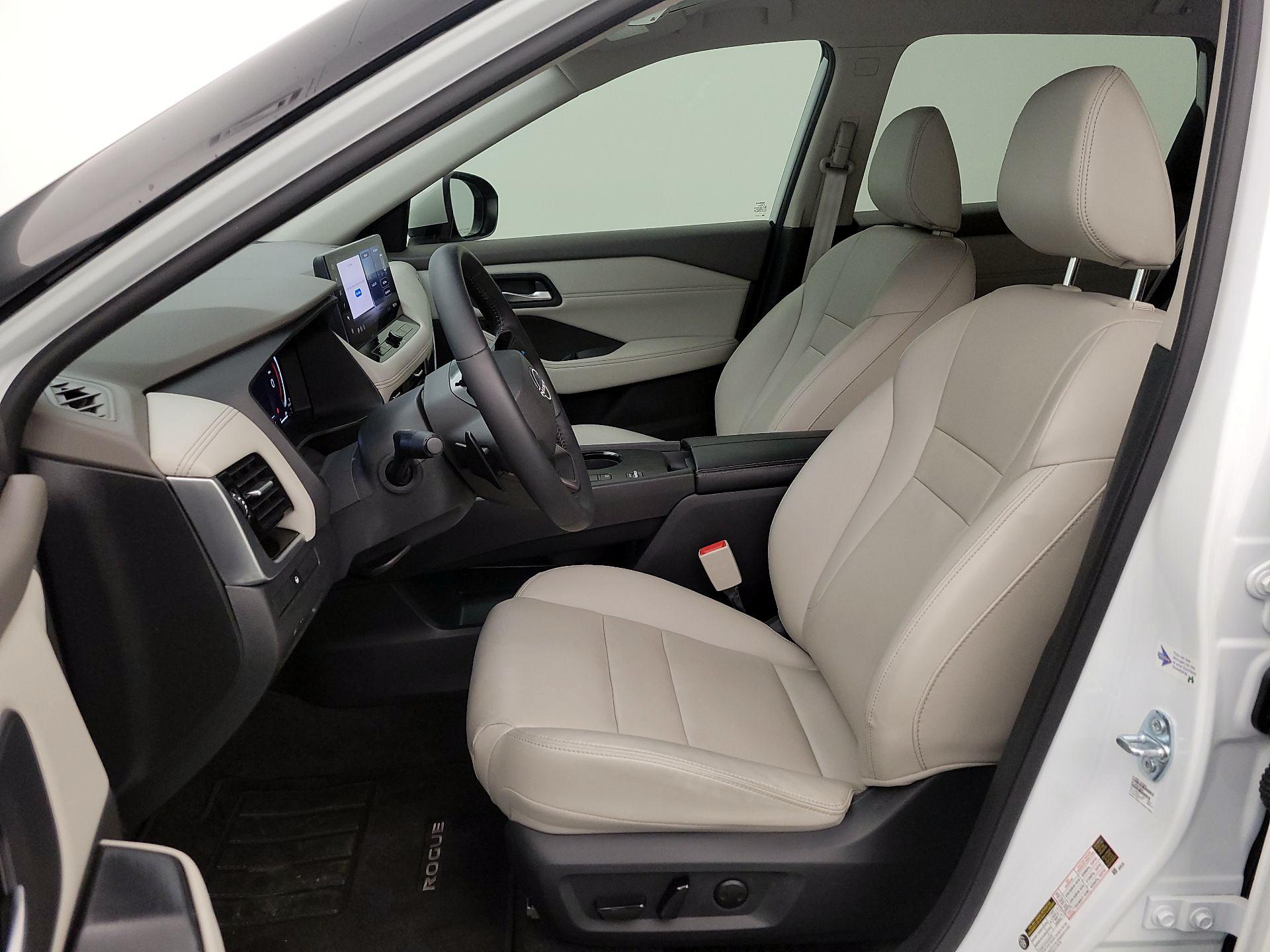 Thumbnail: 2025 Nissan Rogue - 11