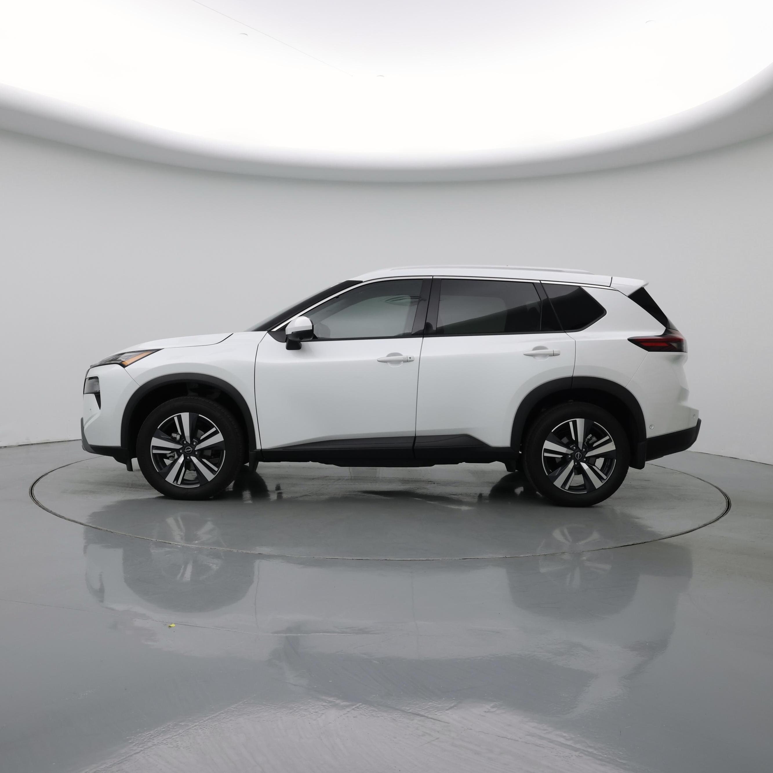 Thumbnail: 2025 Nissan Rogue - 3