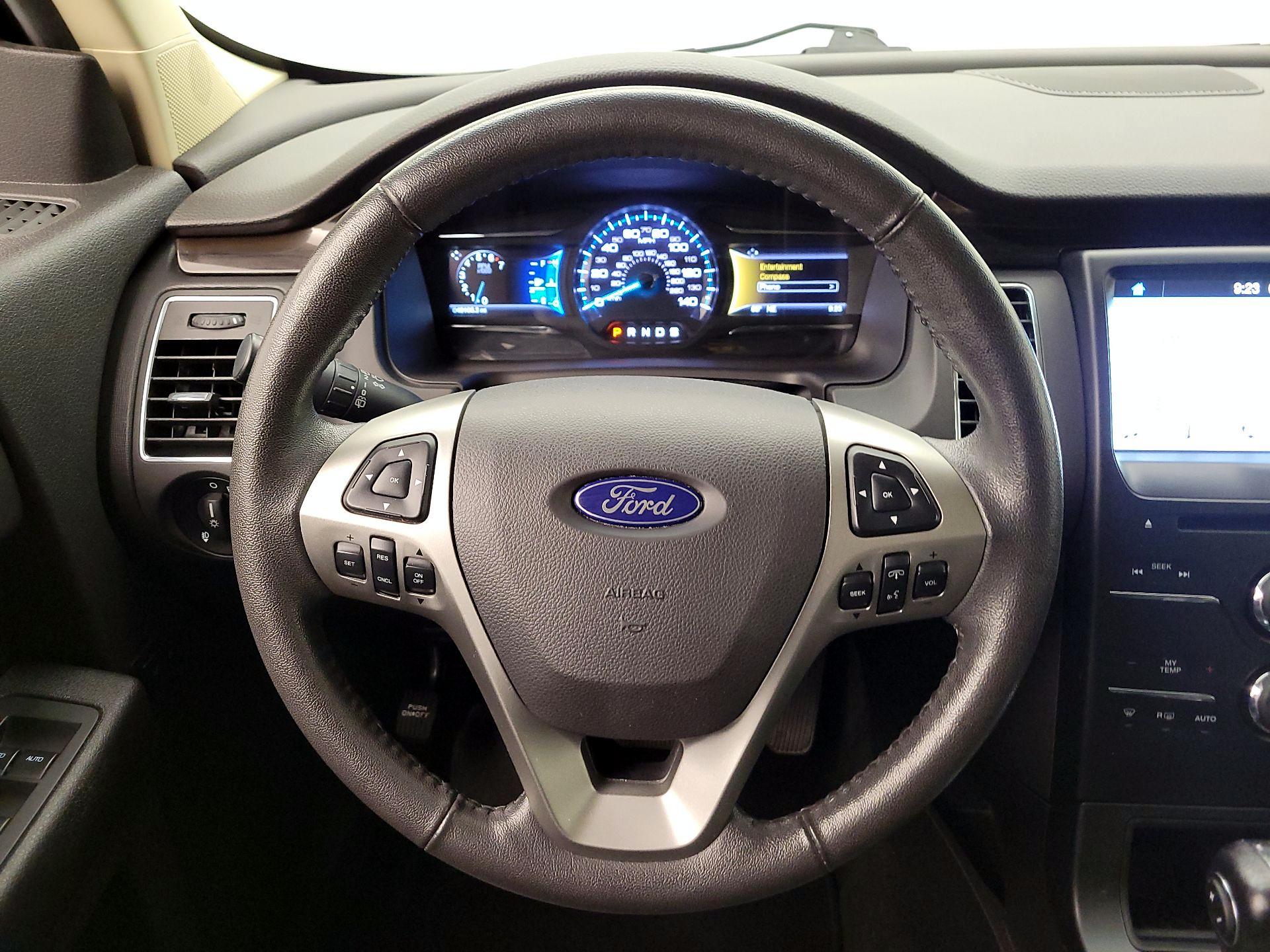 Thumbnail: 2017 Ford Flex - 10