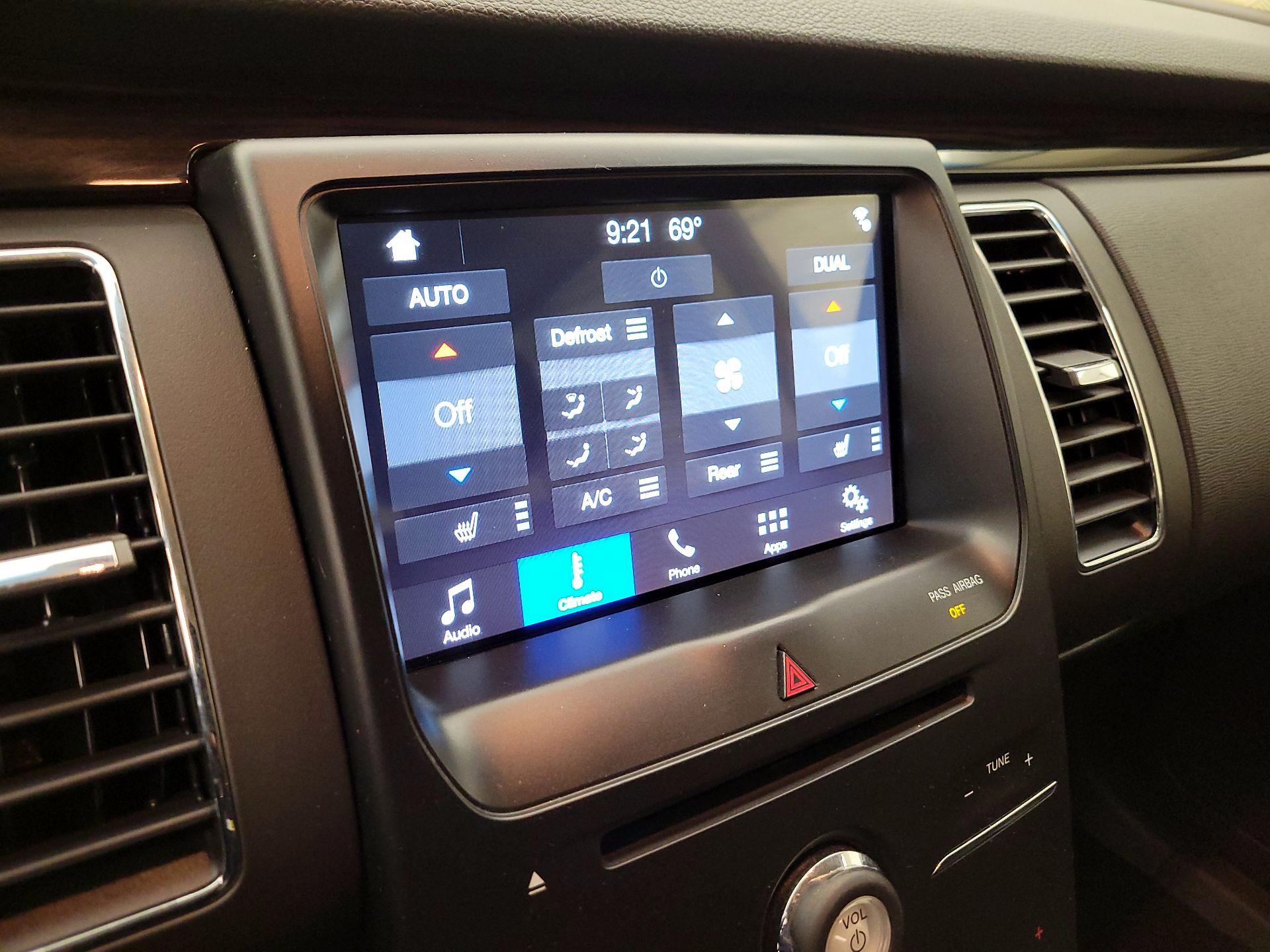 Thumbnail: 2017 Ford Flex - 16