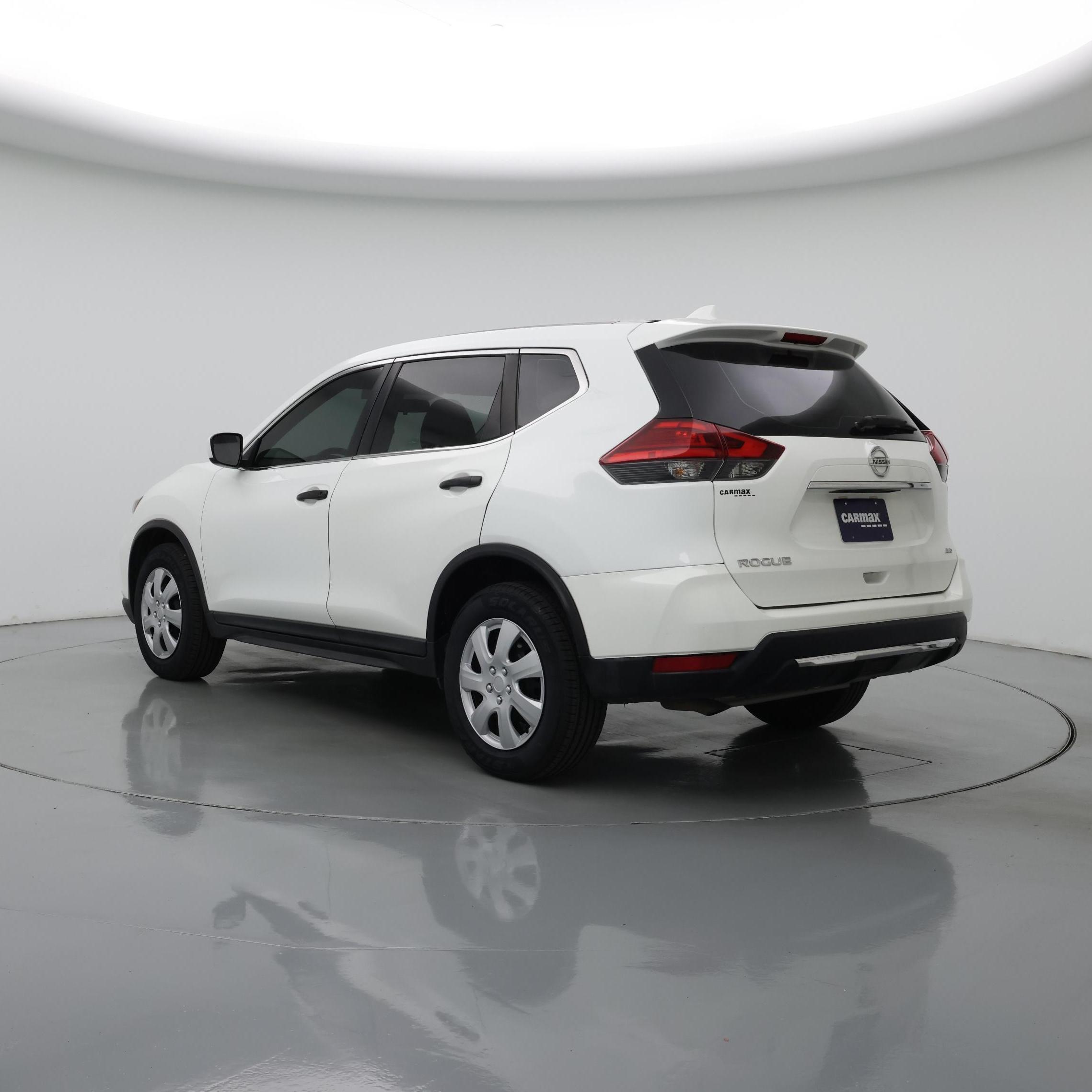 Thumbnail: 2017 Nissan Rogue - 2