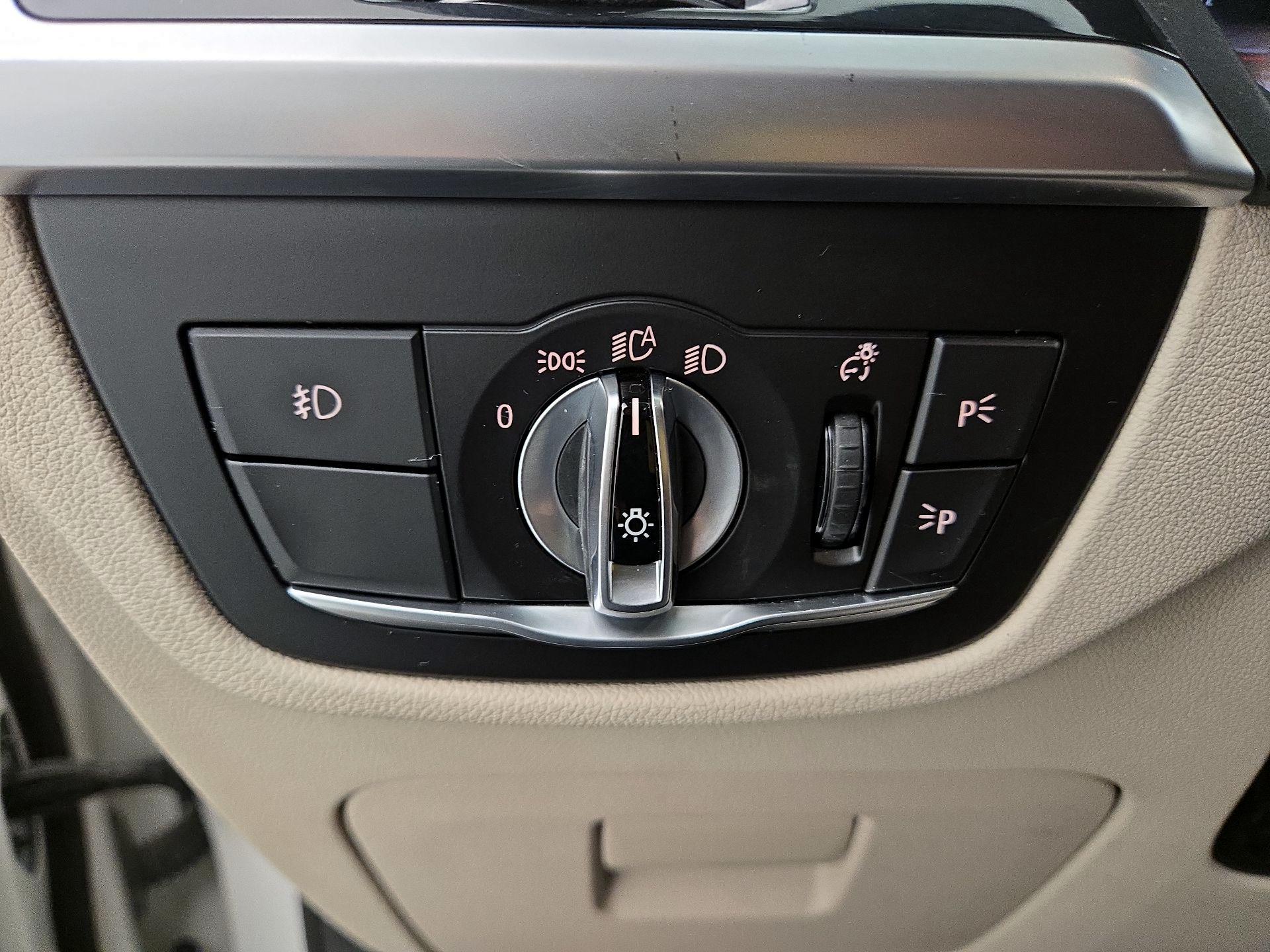 Thumbnail: 2021 BMW X3 - 13