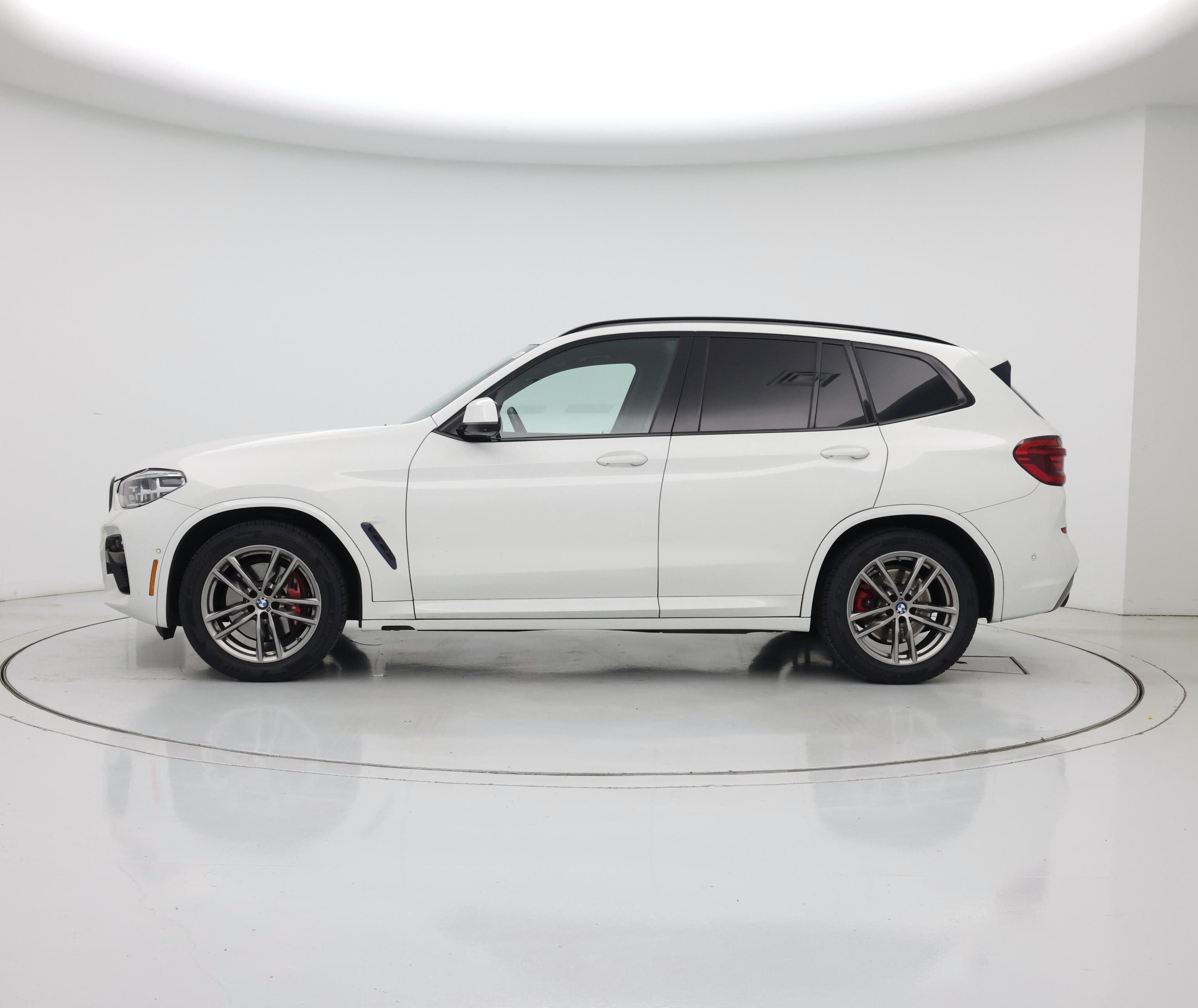 Thumbnail: 2021 BMW X3 - 3