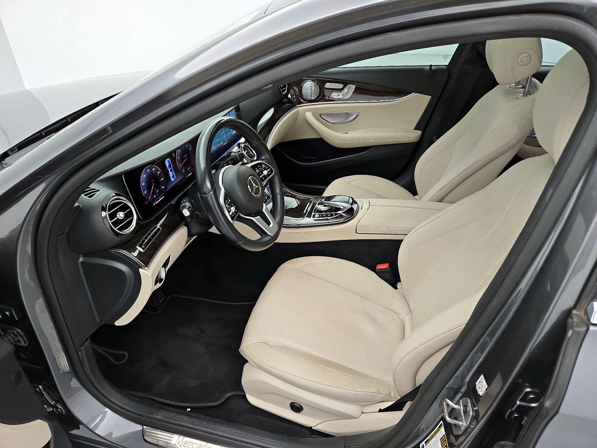 Thumbnail: 2019 Mercedes-Benz E-Class - 11