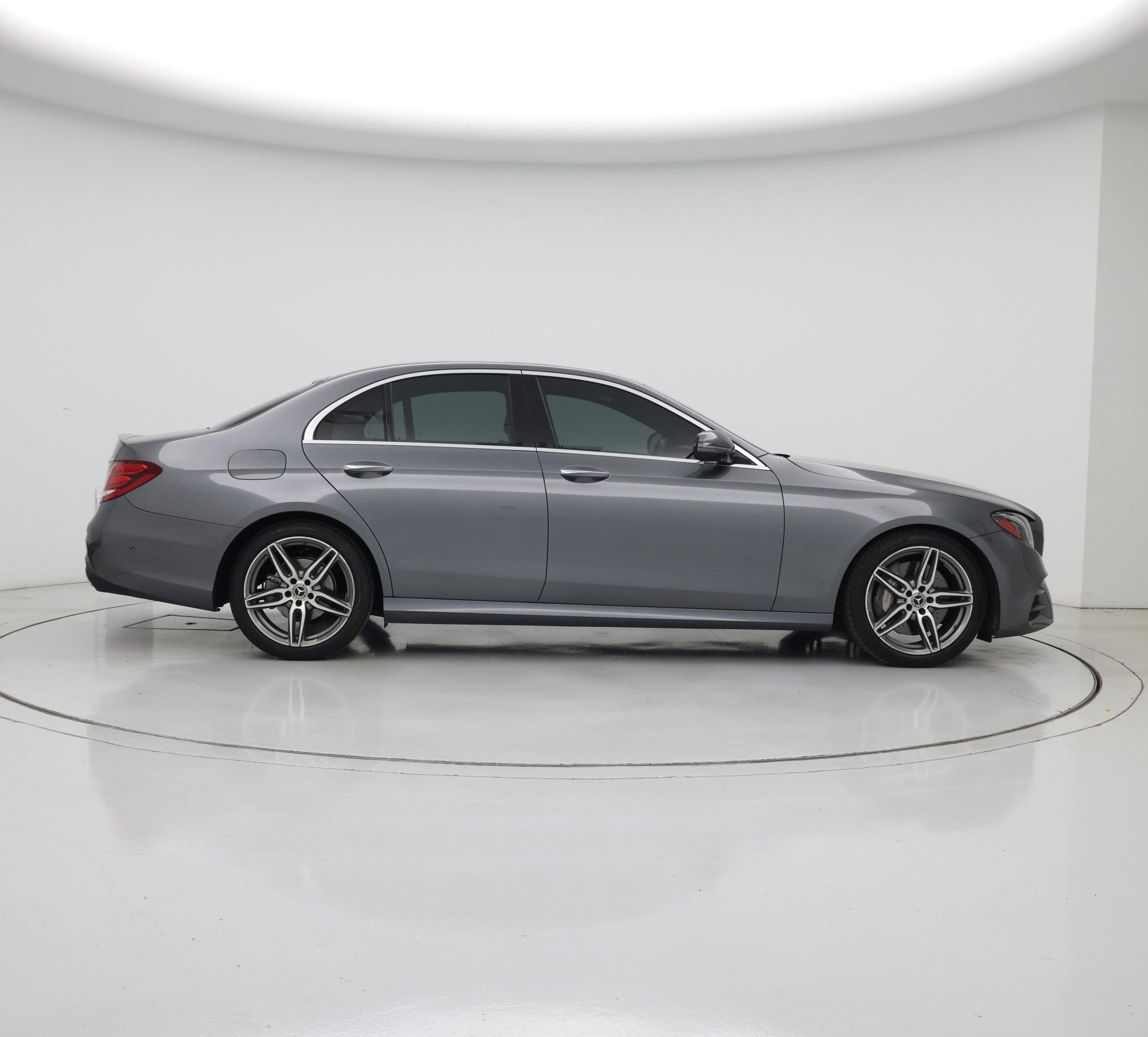 Thumbnail: 2019 Mercedes-Benz E-Class - 7