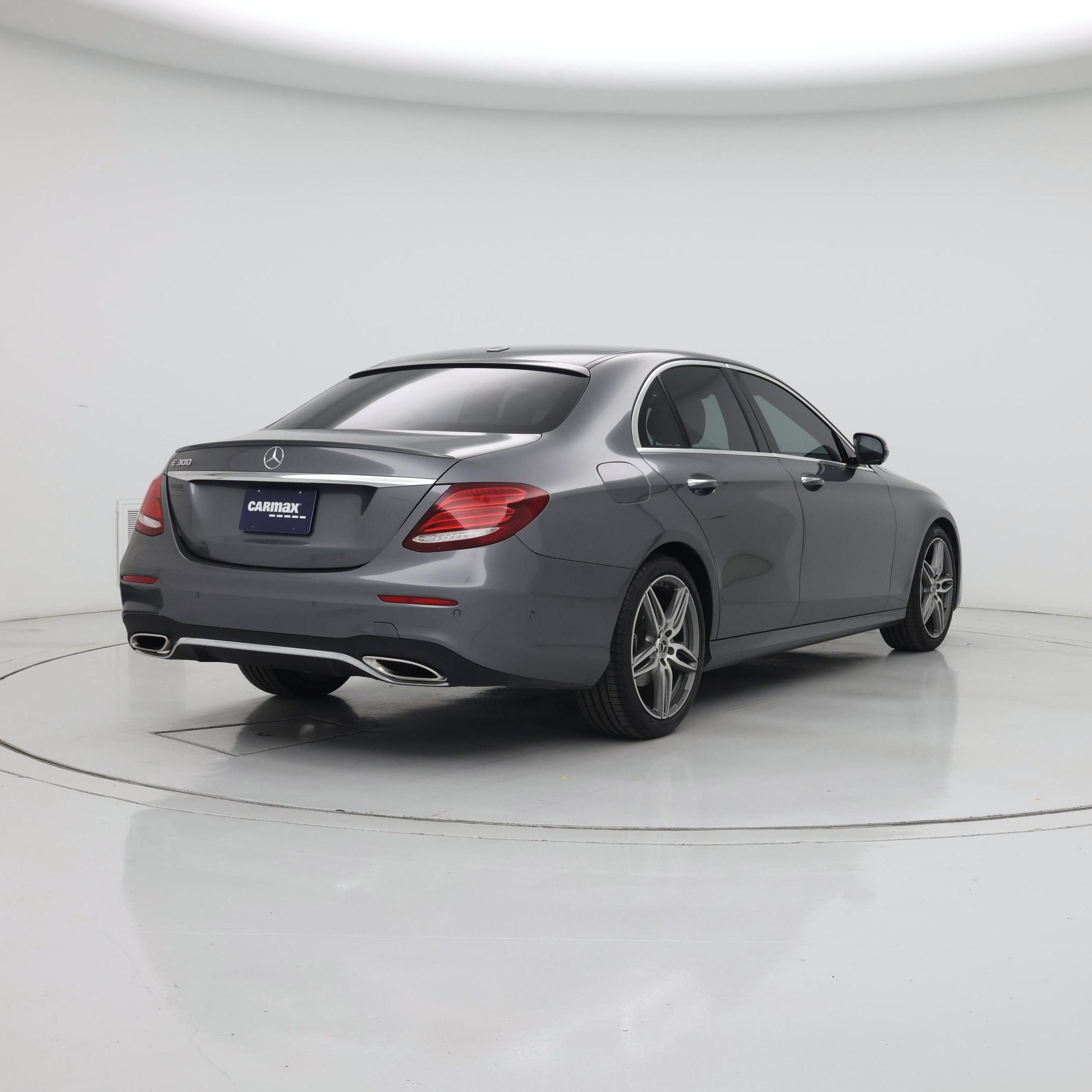 Thumbnail: 2019 Mercedes-Benz E-Class - 8