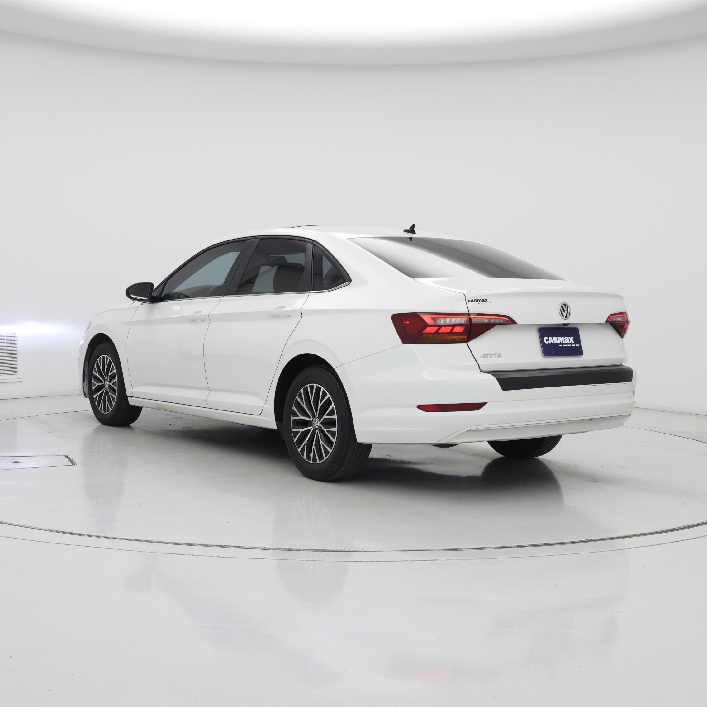 Thumbnail: 2019 Volkswagen Jetta - 2