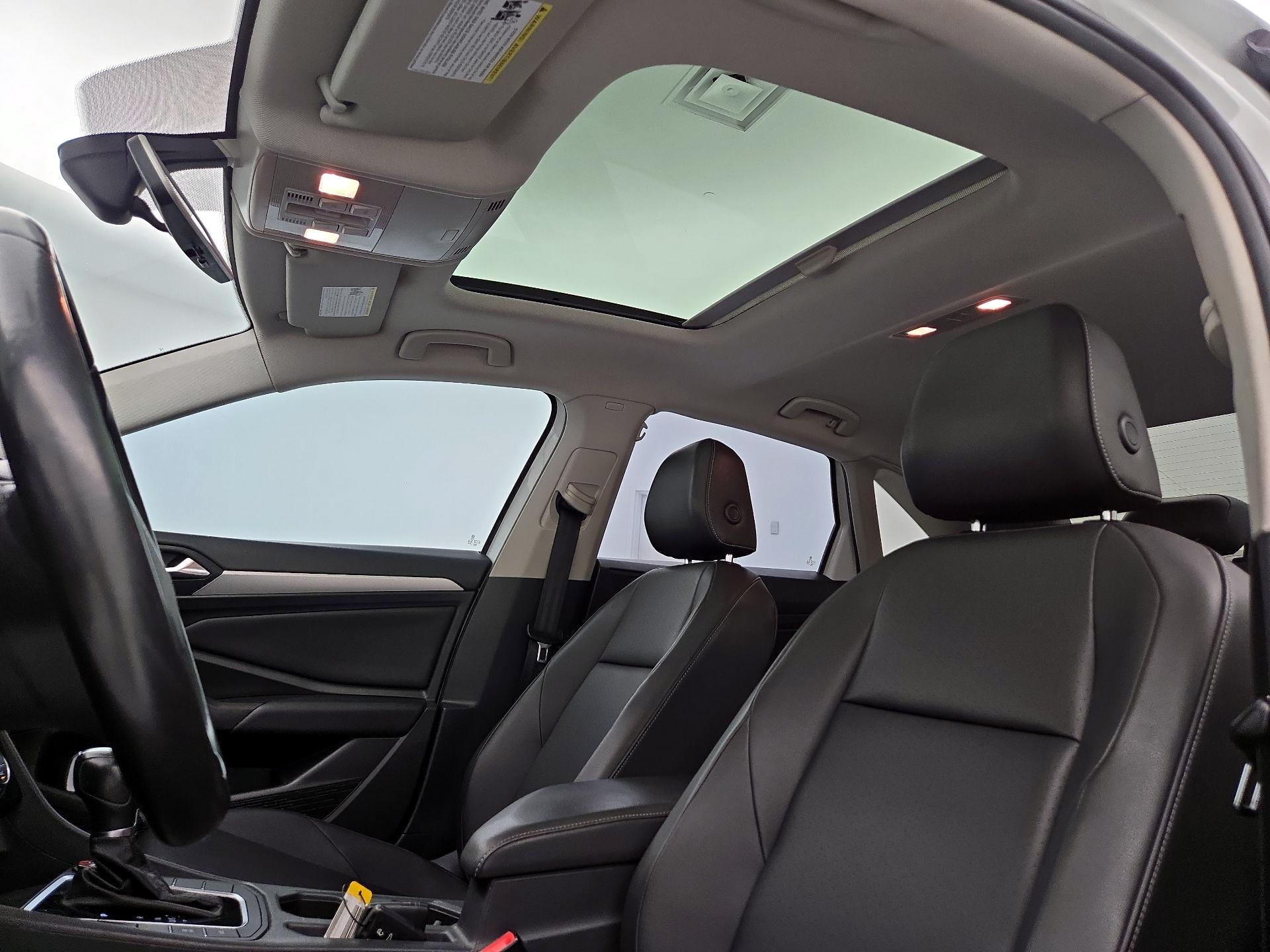 Thumbnail: 2019 Volkswagen Jetta - 19