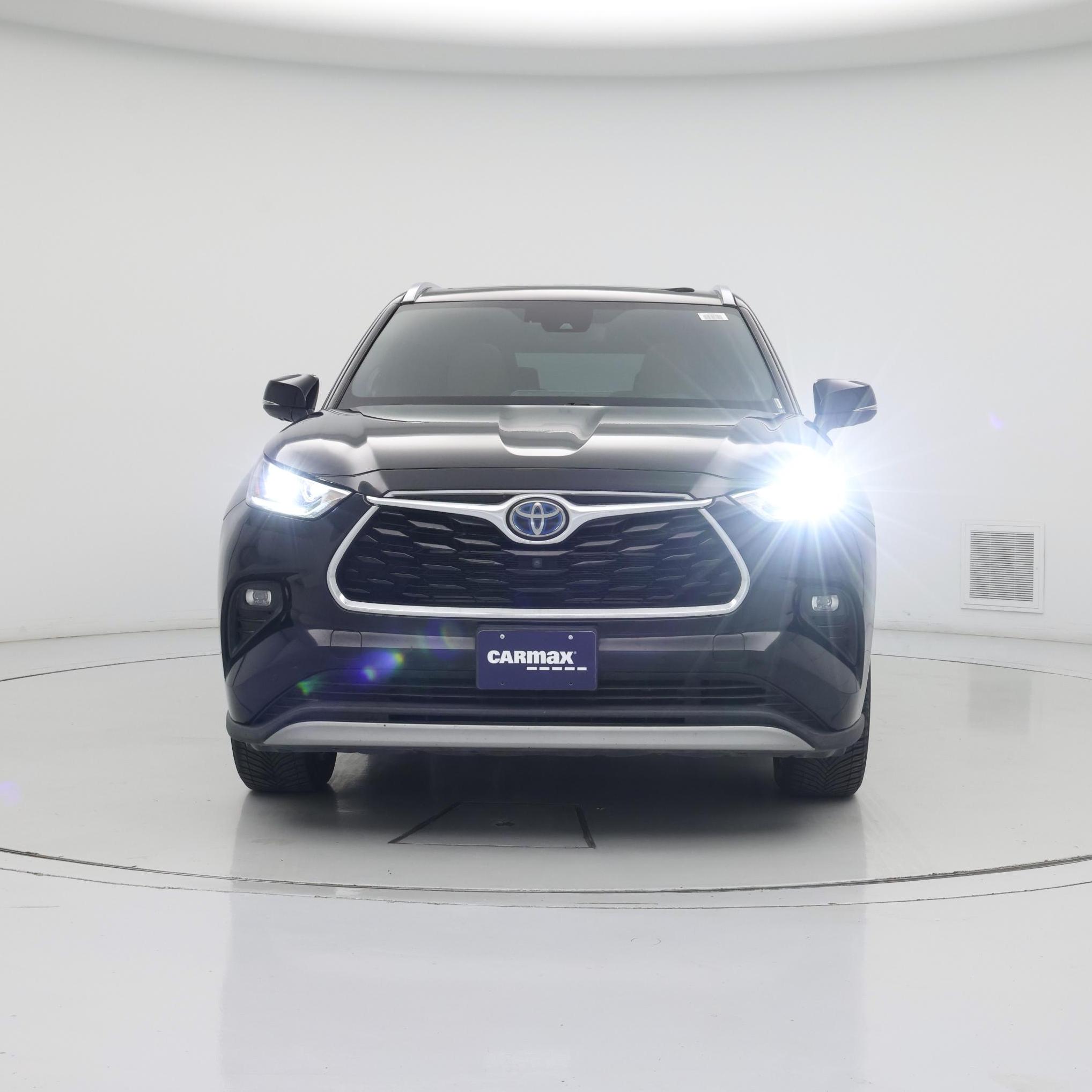 Thumbnail: 2021 Toyota Highlander - 5