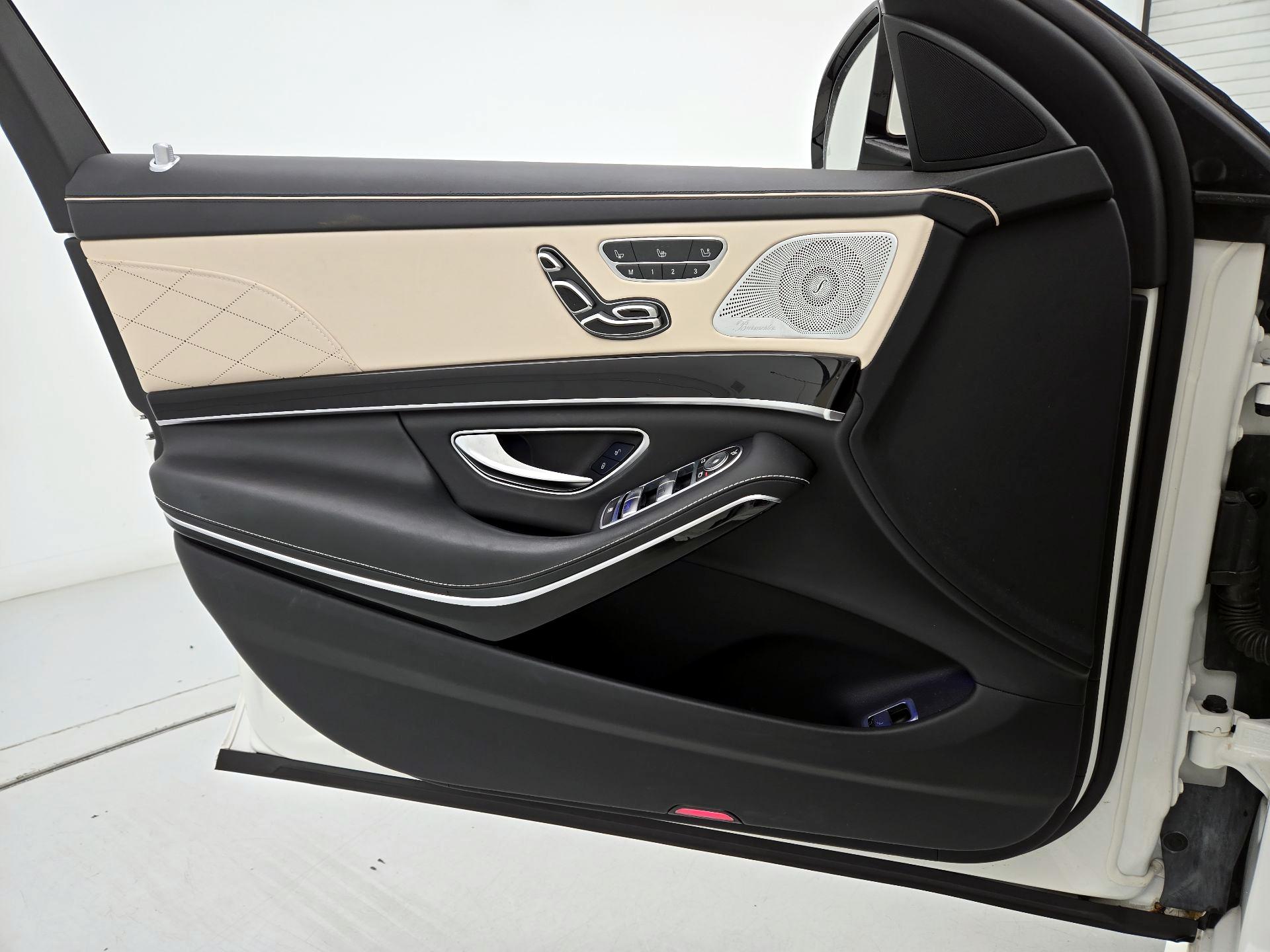 Thumbnail: 2019 Mercedes-Benz S-Class - 12