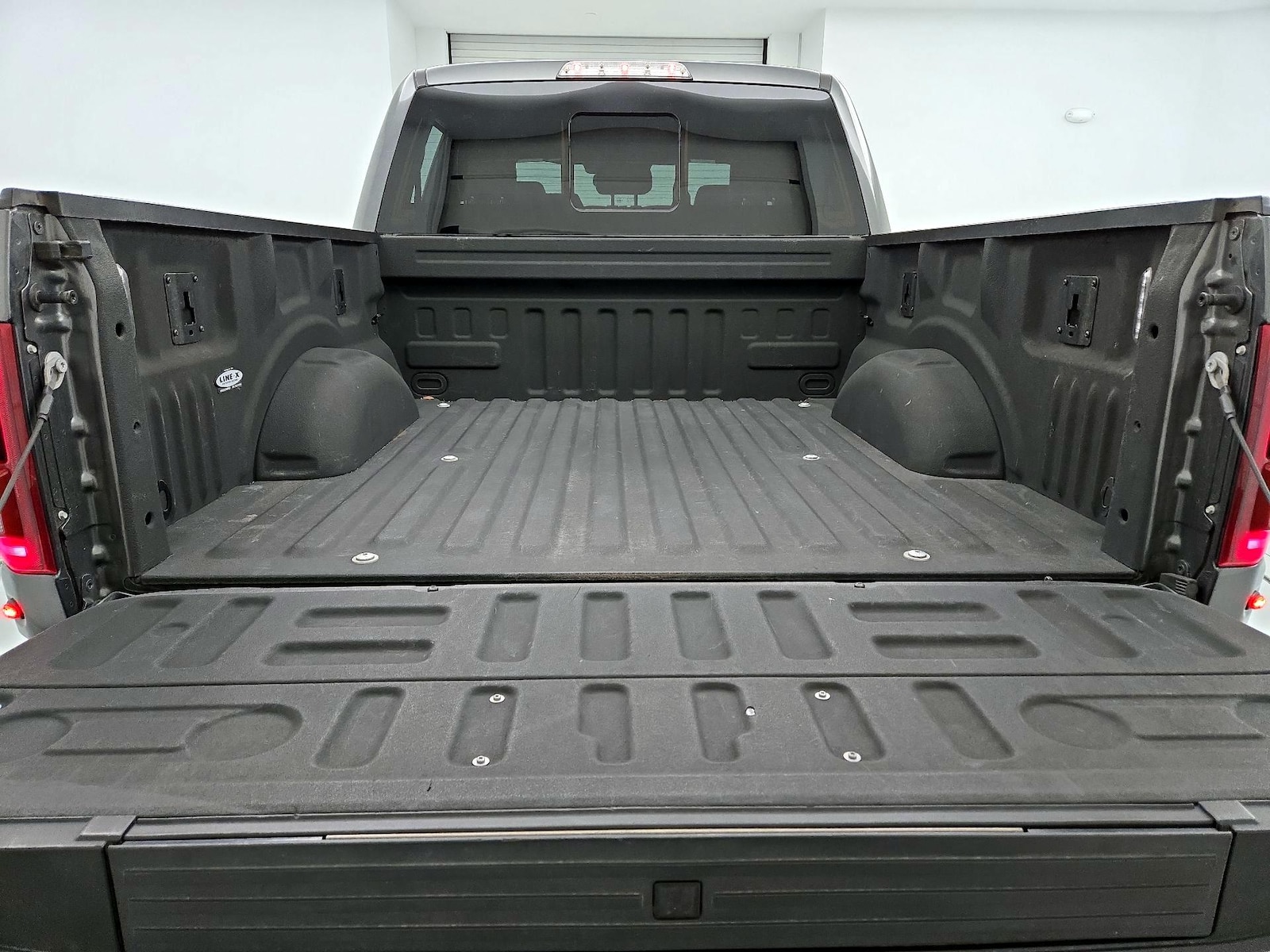 2018 Ford F-150 Raptor - Photo 23