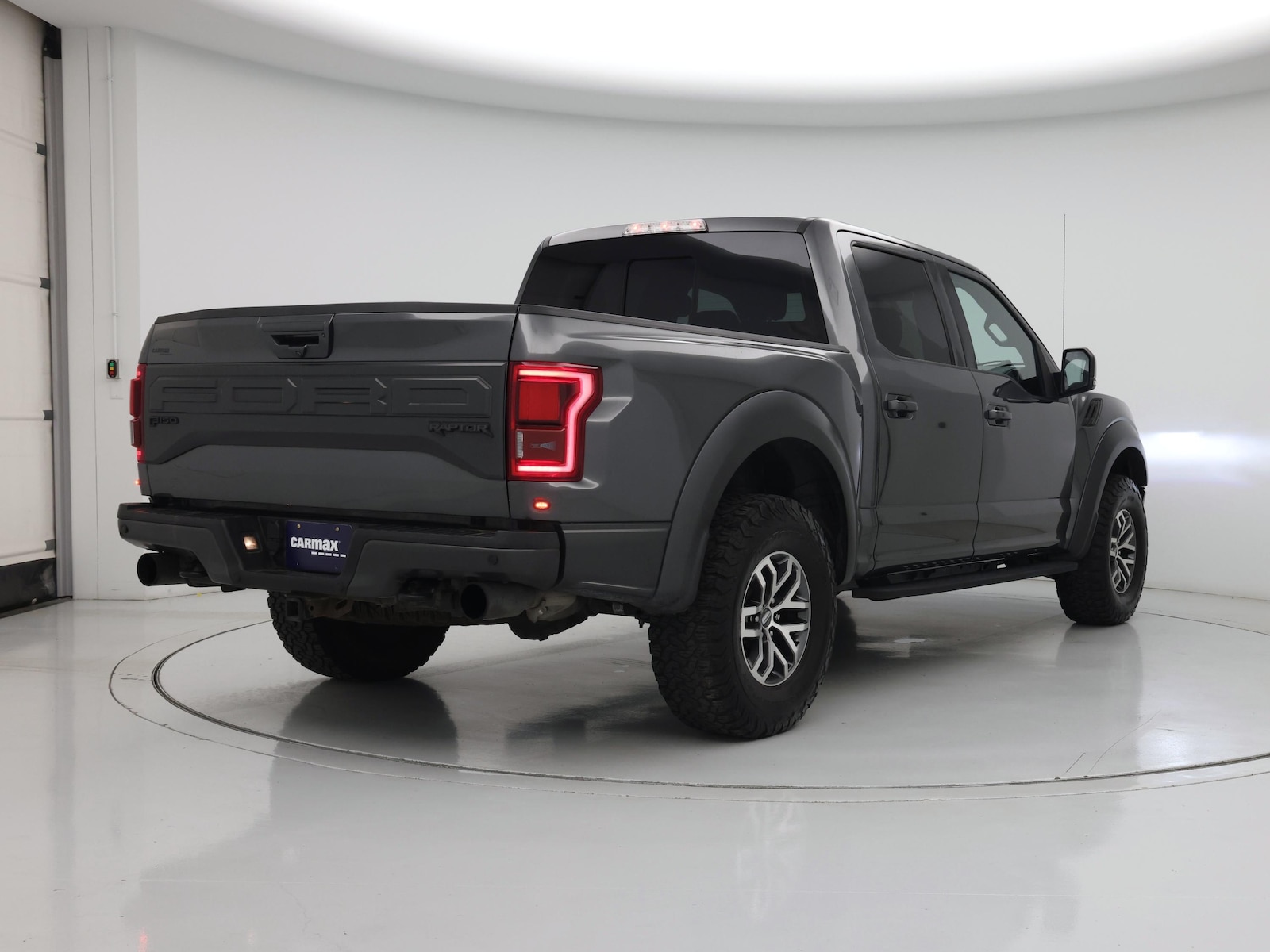 2018 Ford F-150 Raptor - Photo 9