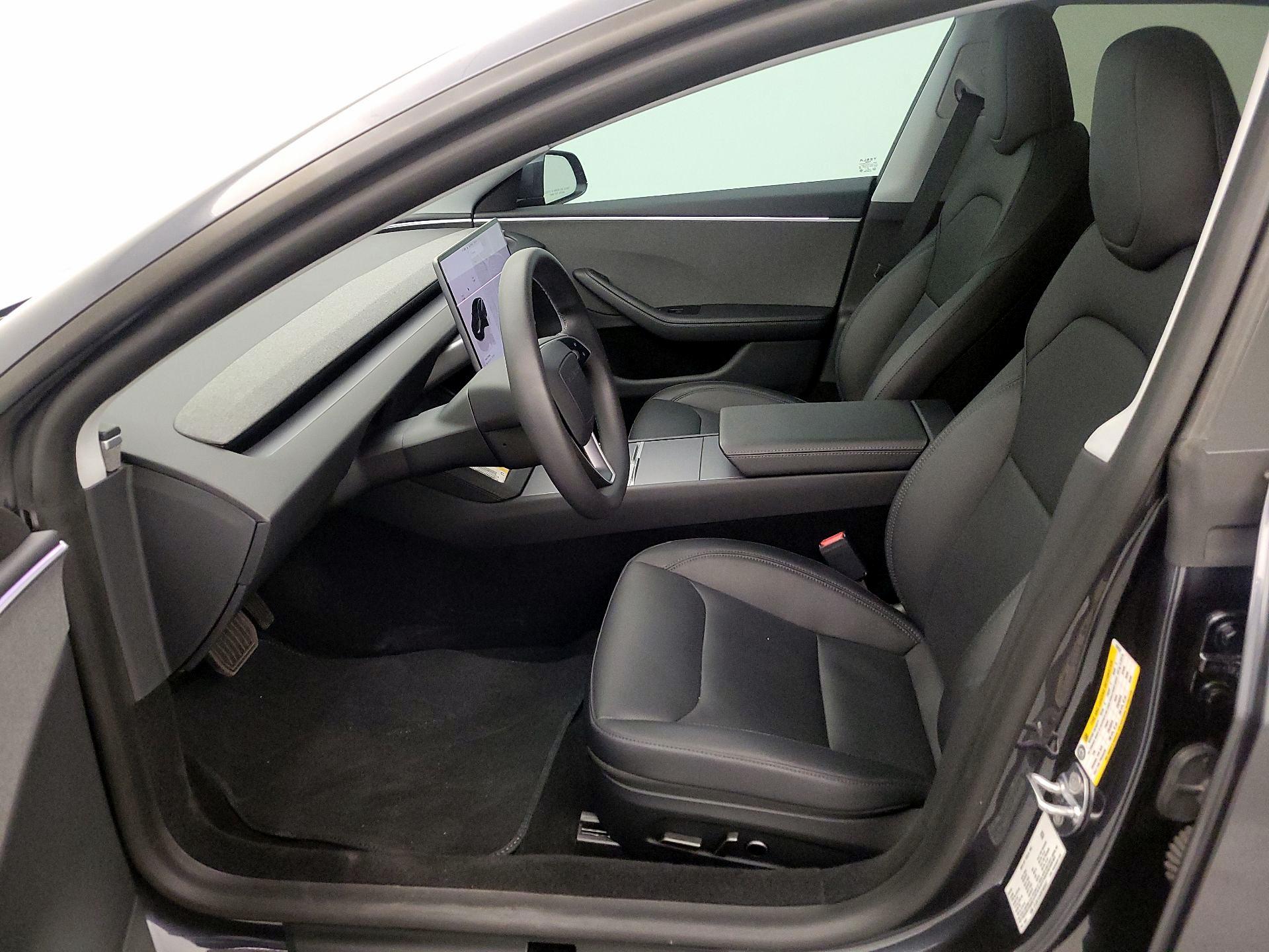 Thumbnail: 2025 Tesla Model 3 - 11