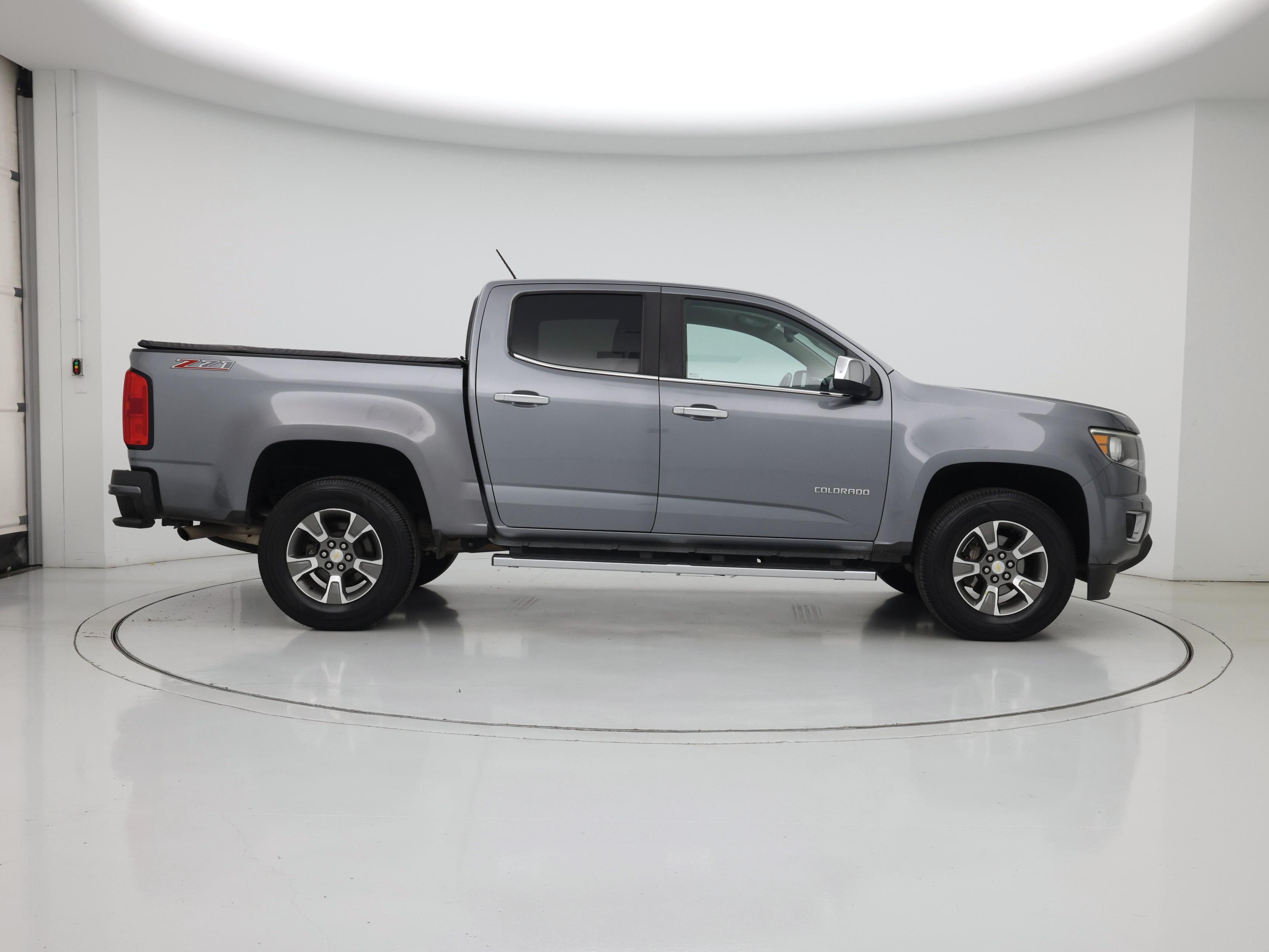 Thumbnail: 2020 Chevrolet Colorado - 7