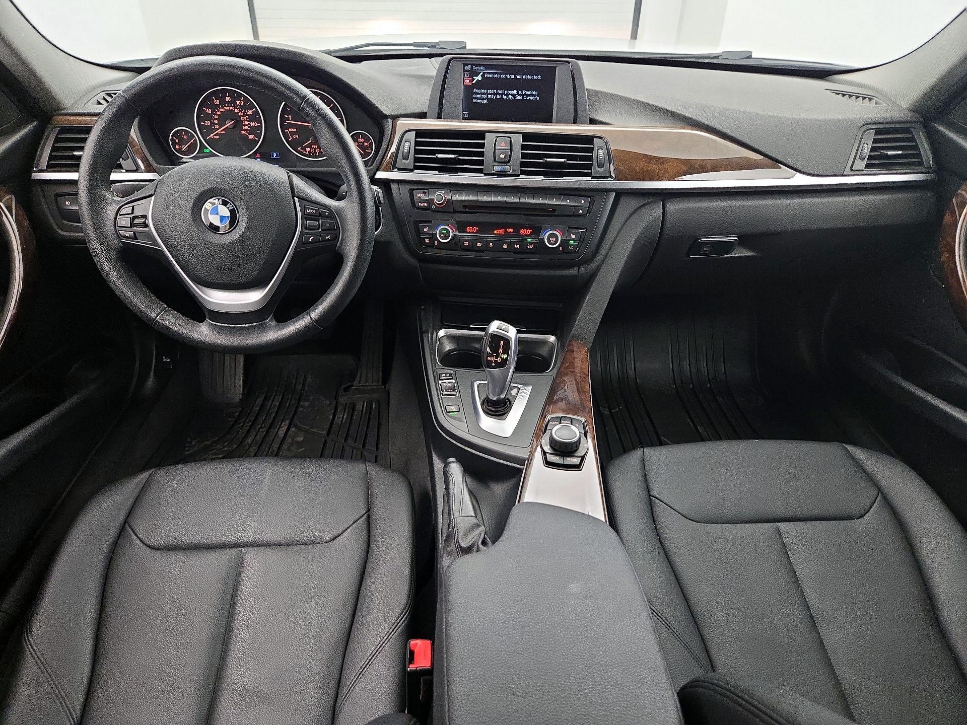 Thumbnail: 2015 BMW 3 Series - 9