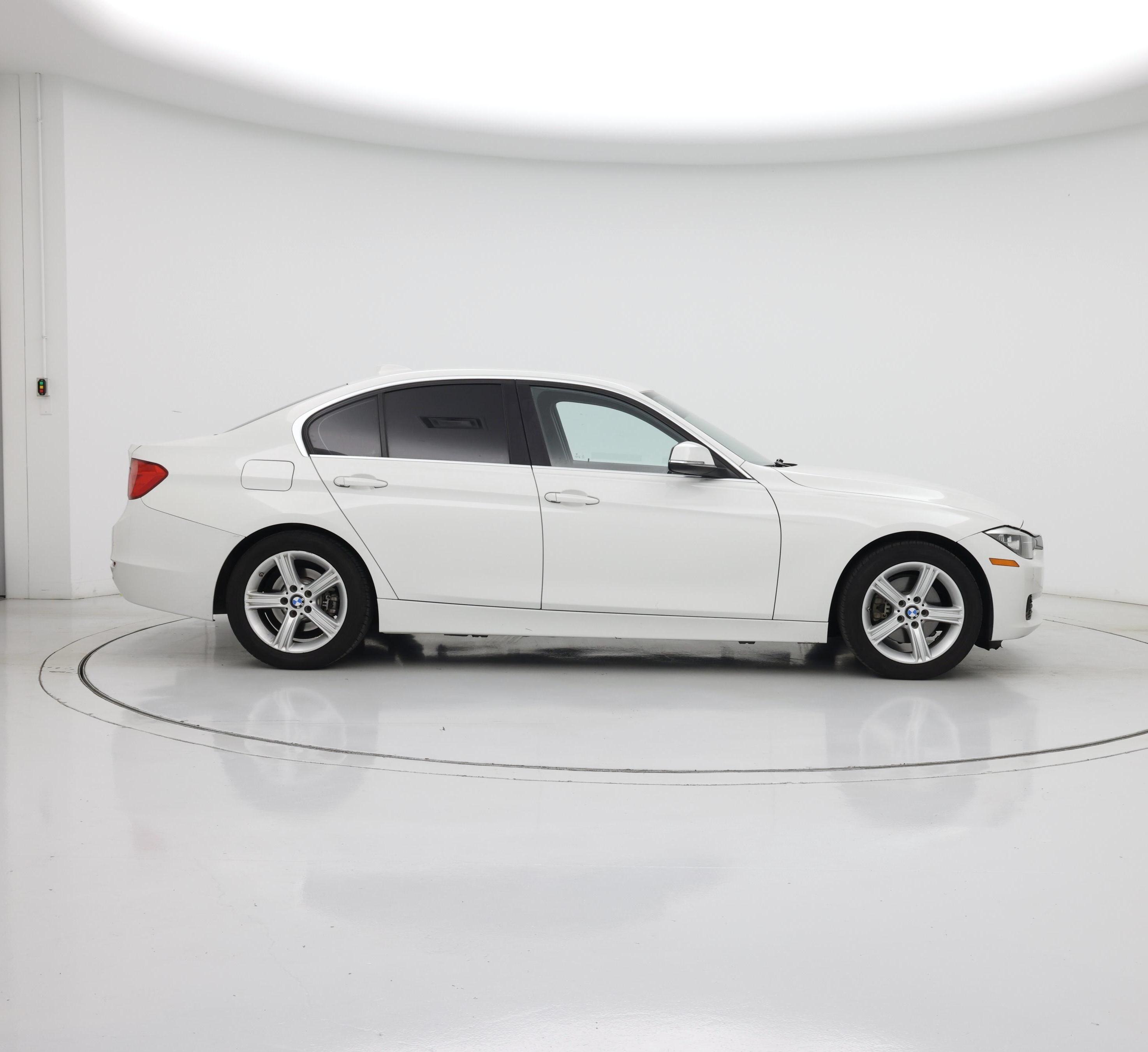 Thumbnail: 2015 BMW 3 Series - 7