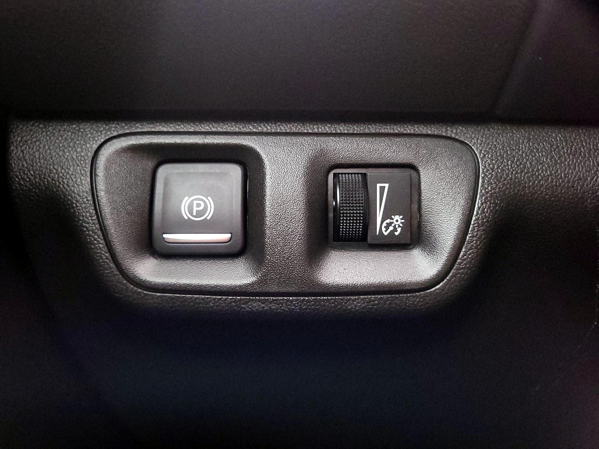 Thumbnail: 2023 GMC Acadia - 13