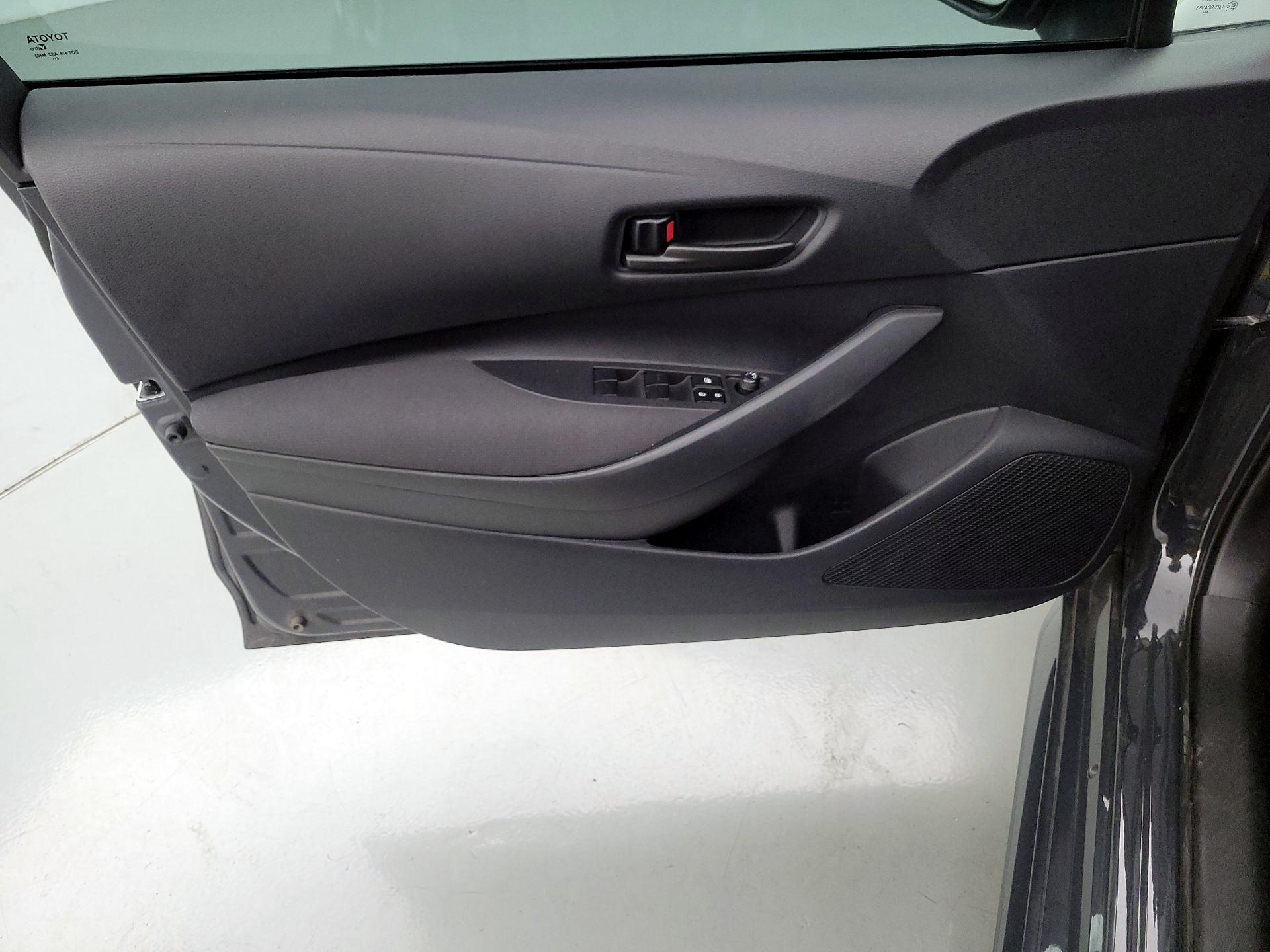 Thumbnail: 2025 Toyota Corolla - 12