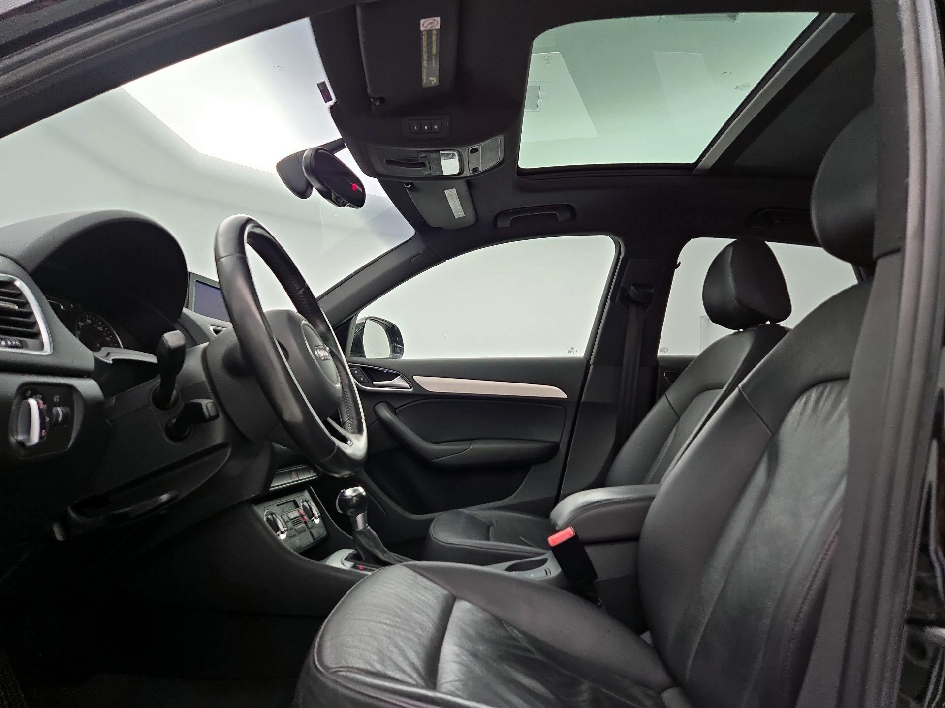 Thumbnail: 2015 Audi Q3 - 19