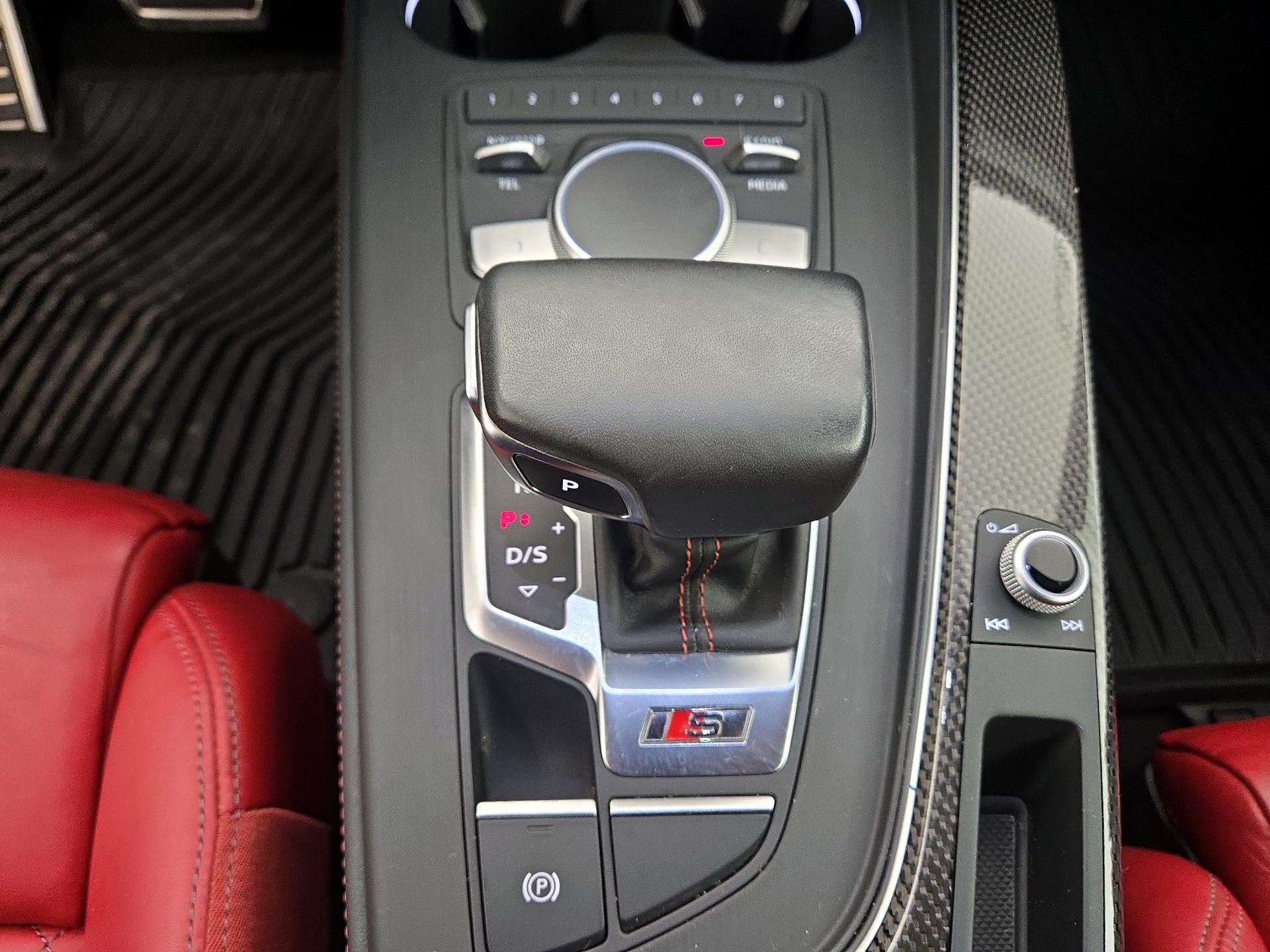 Thumbnail: 2018 Audi S5 - 18