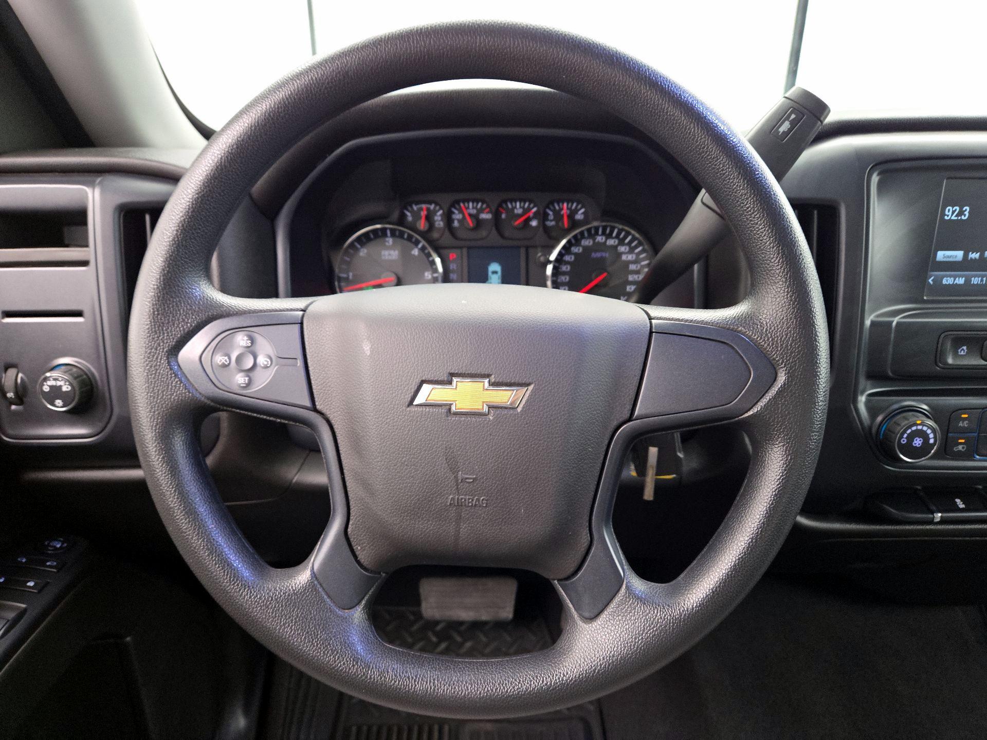 Thumbnail: 2019 Chevrolet Silverado 1500 - 10