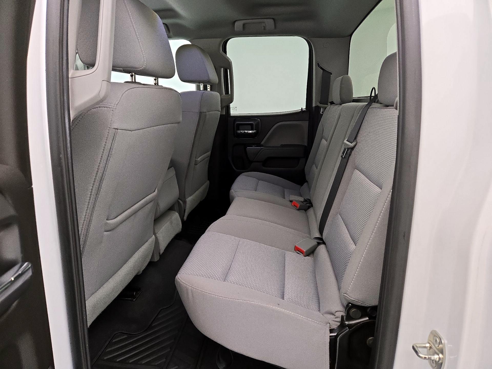 Thumbnail: 2019 Chevrolet Silverado 1500 - 19