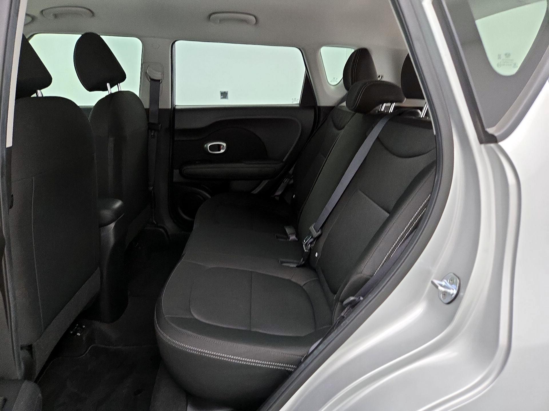 Thumbnail: 2018 Kia Soul - 18