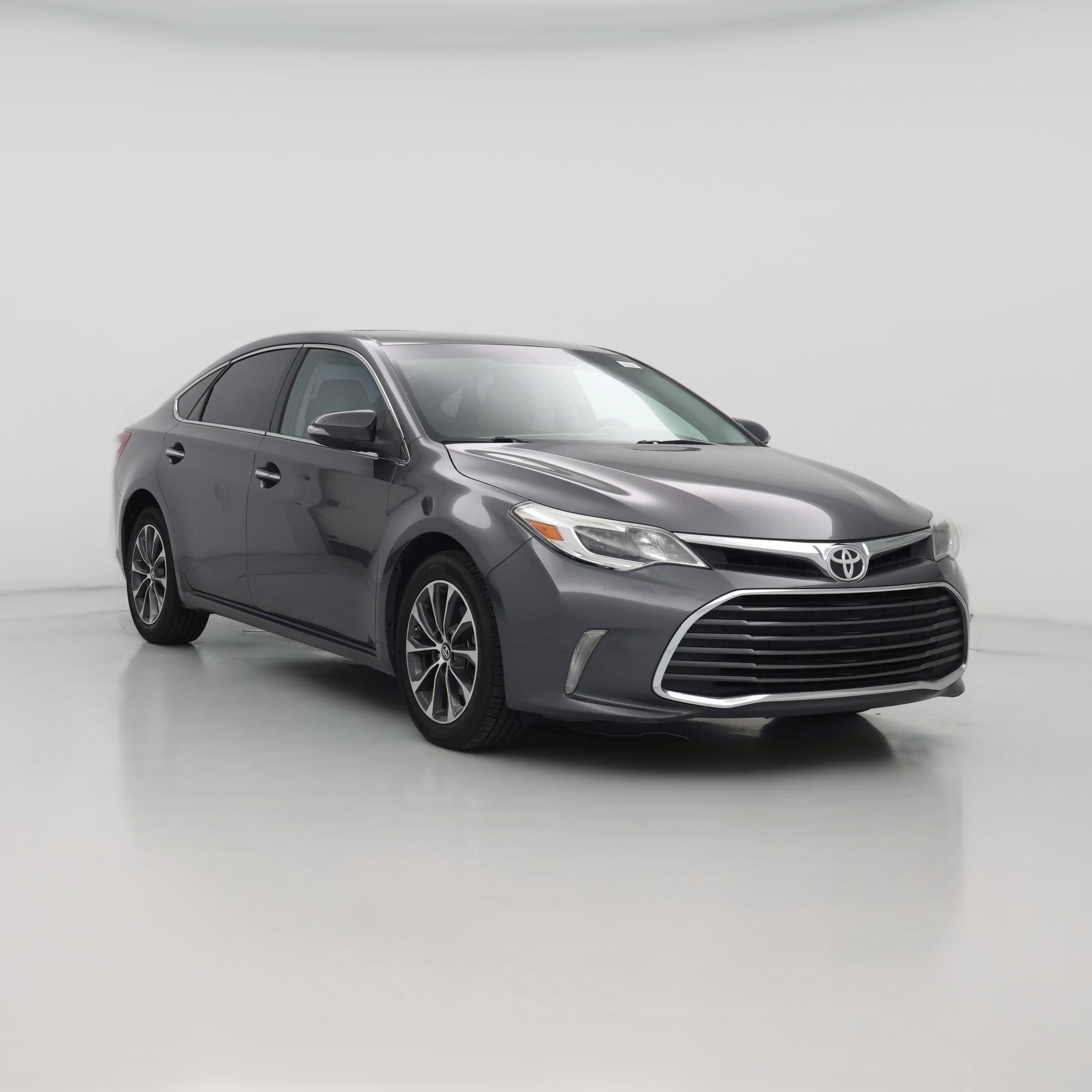 Thumbnail: 2016 Toyota Avalon - 1