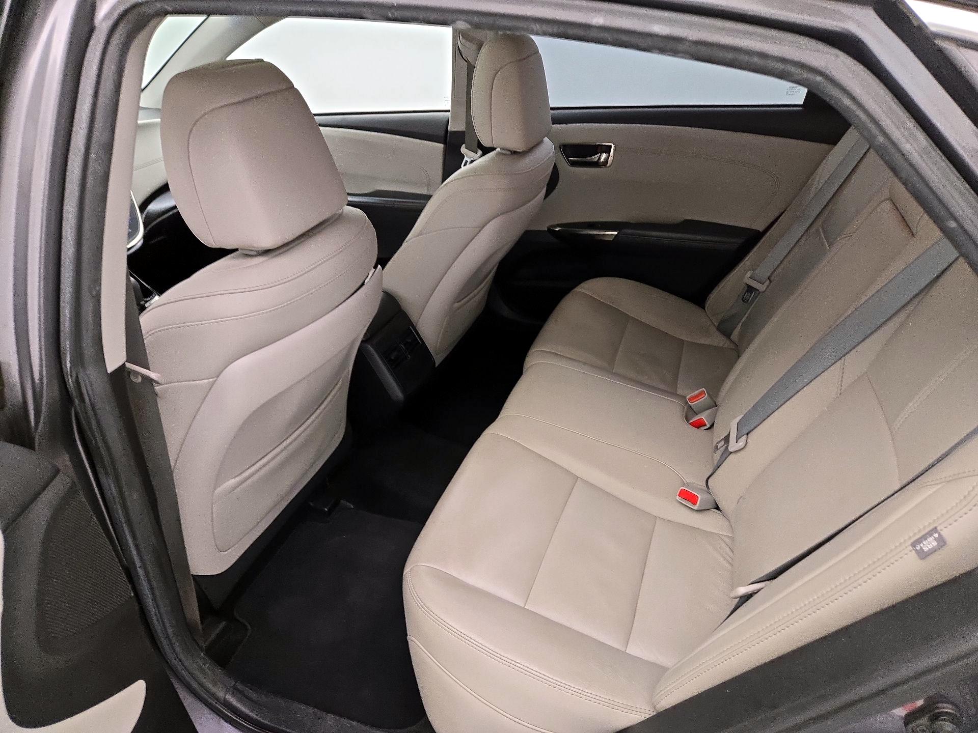 Thumbnail: 2016 Toyota Avalon - 19