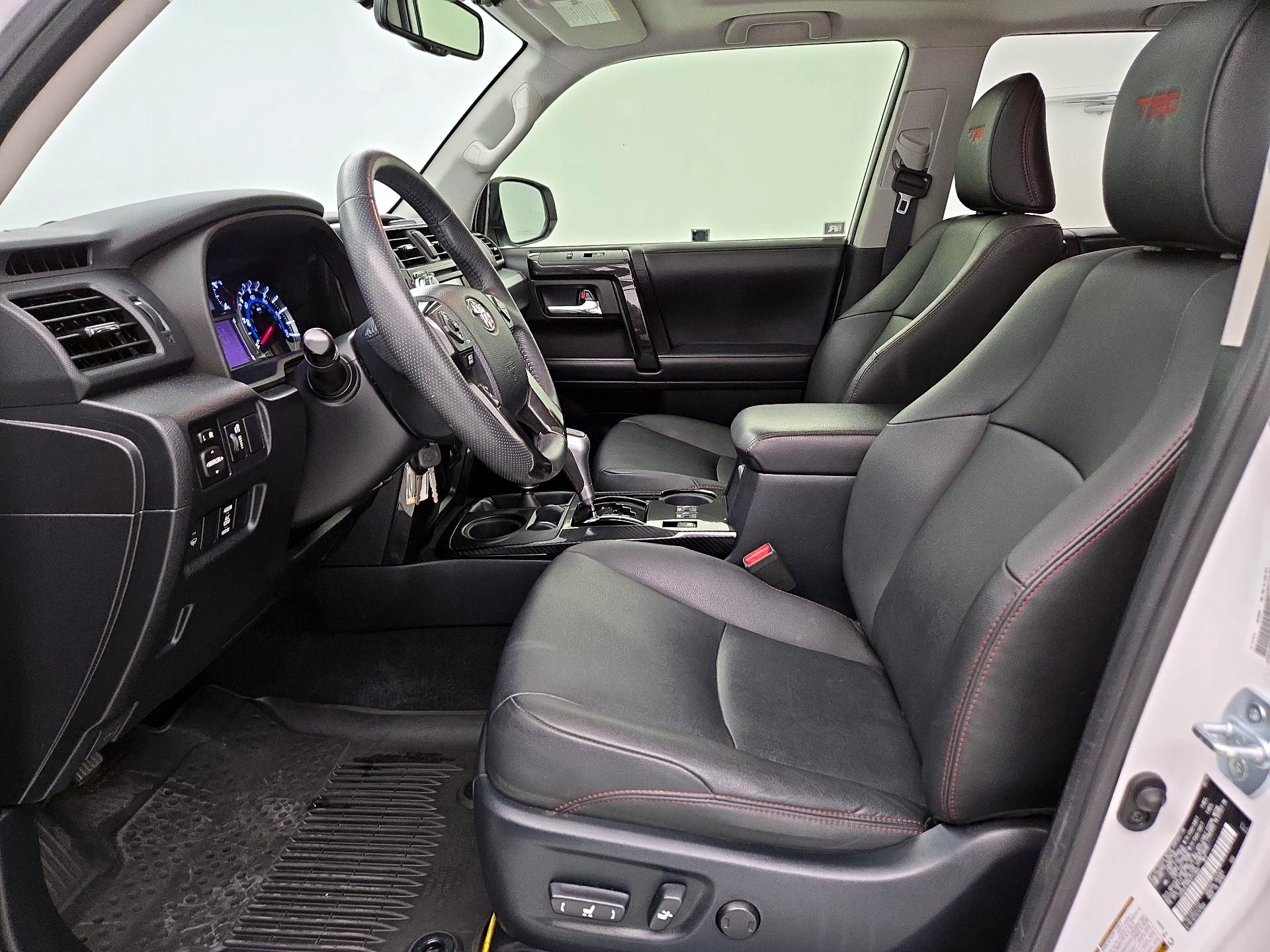 Thumbnail: 2019 Toyota 4Runner - 11