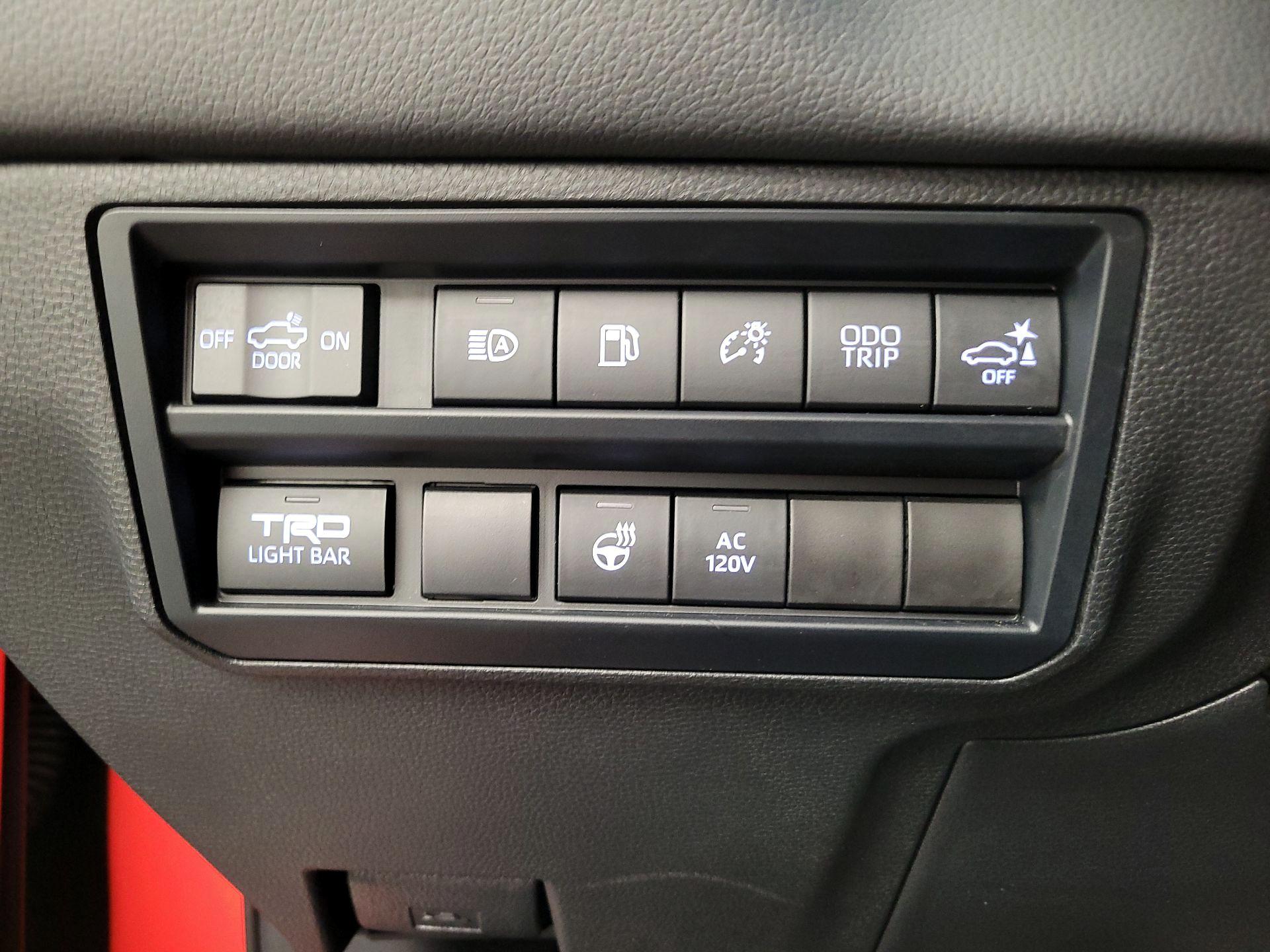 Thumbnail: 2023 Toyota Tundra - 13