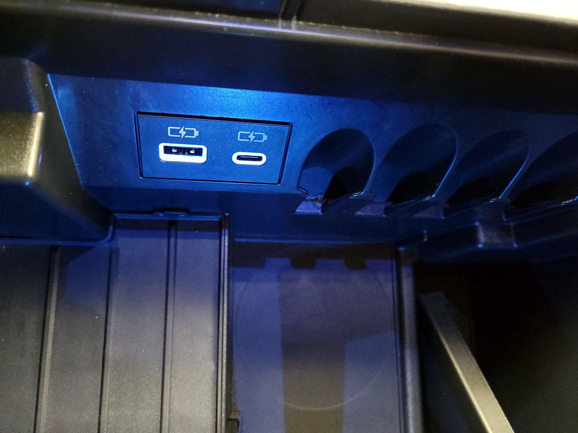 Thumbnail: 2023 Toyota Tundra - 18