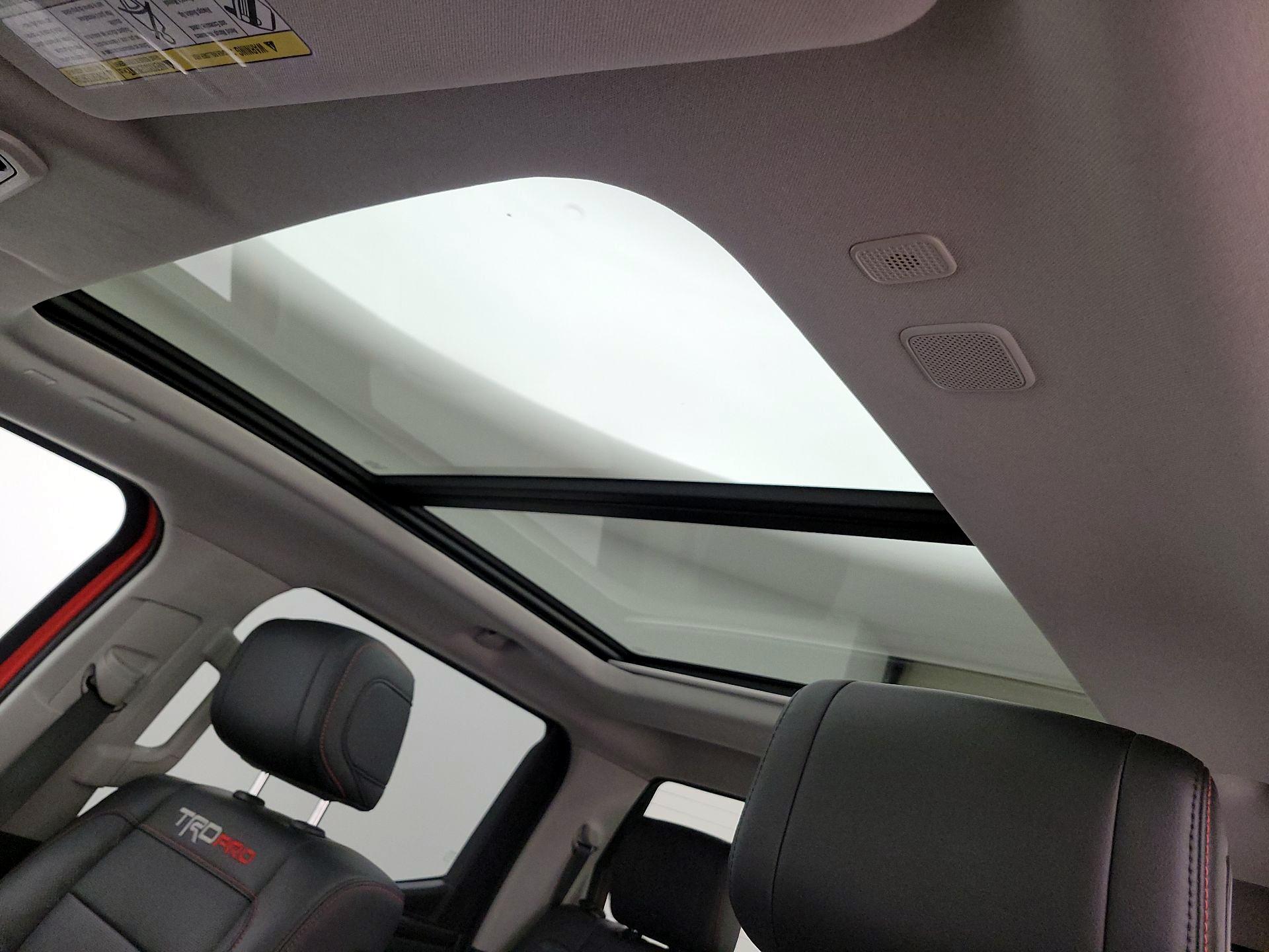 Thumbnail: 2023 Toyota Tundra - 19