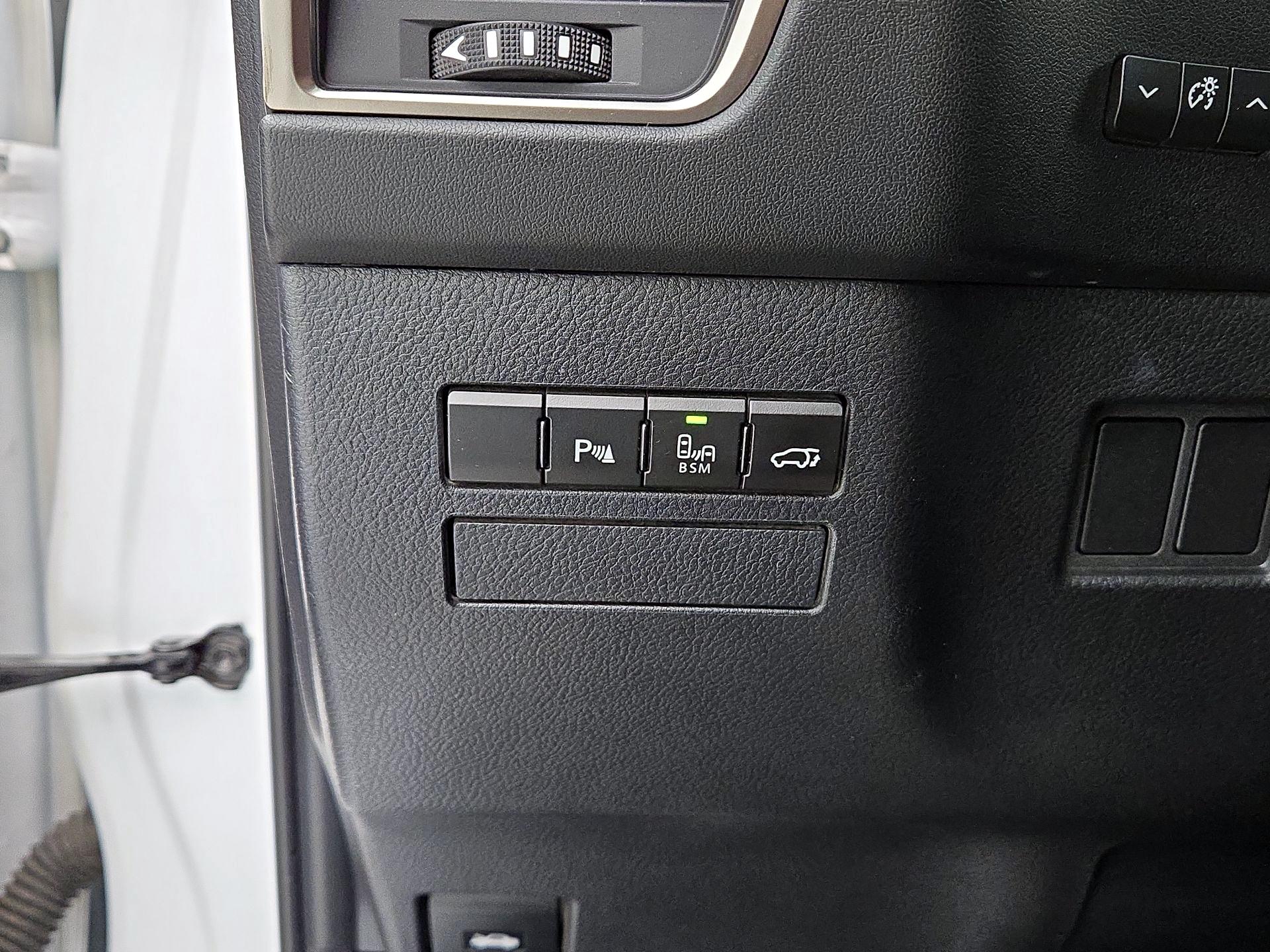 Thumbnail: 2015 Lexus NX - 13