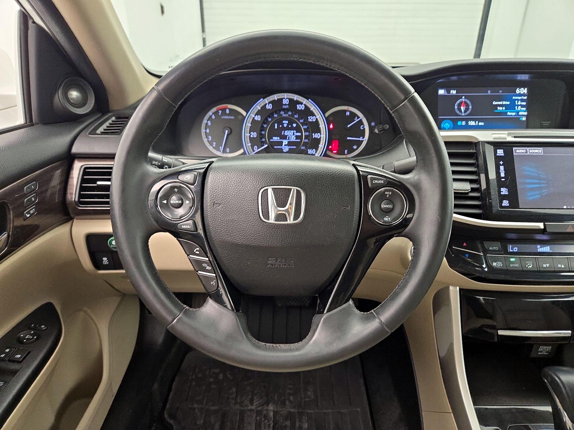 Thumbnail: 2016 Honda Accord - 10