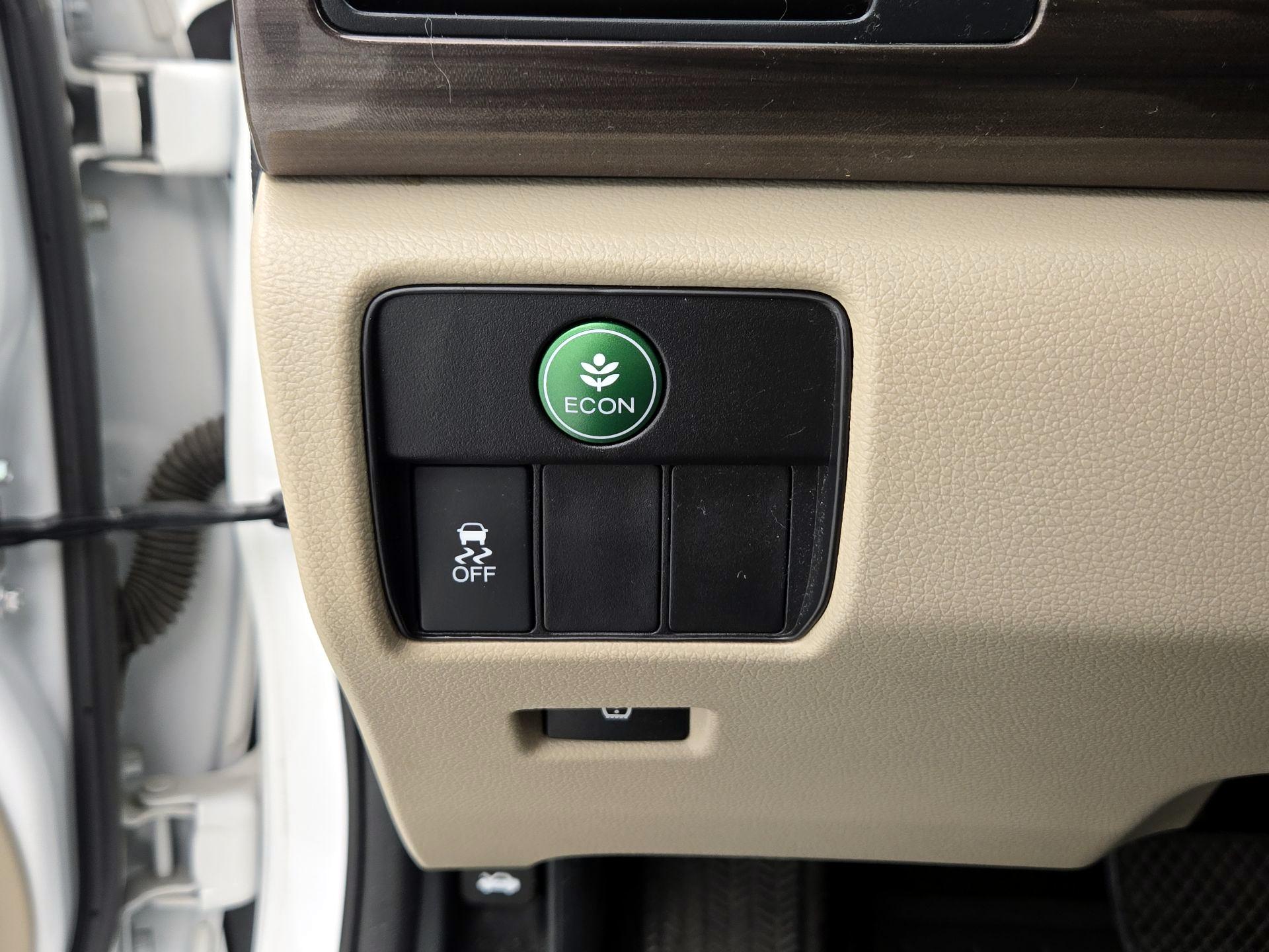 Thumbnail: 2016 Honda Accord - 13