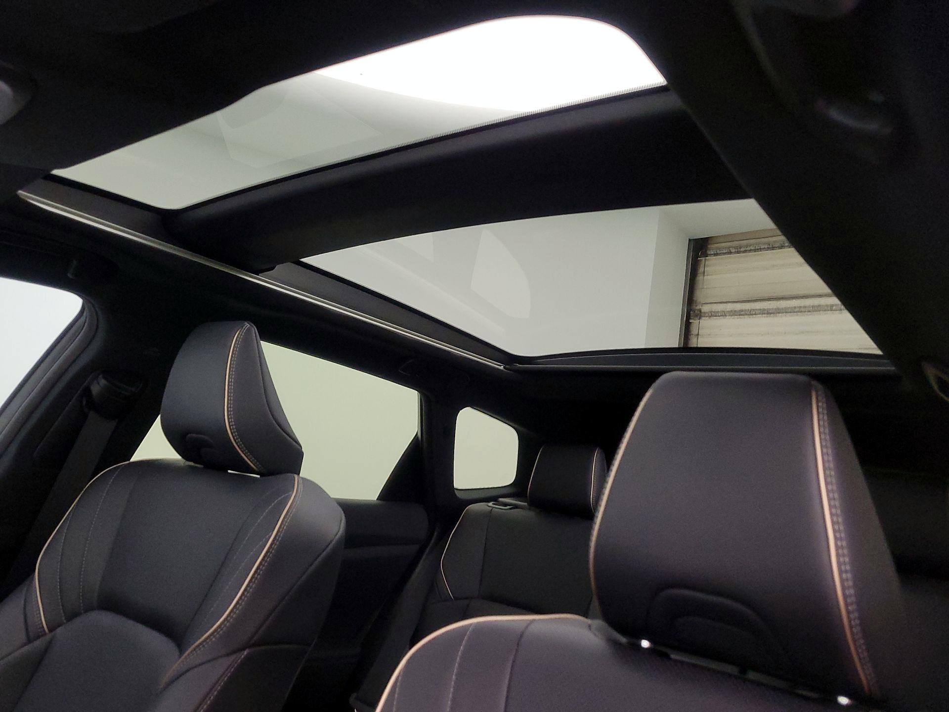 Thumbnail: 2025 Toyota Crown Signia - 19