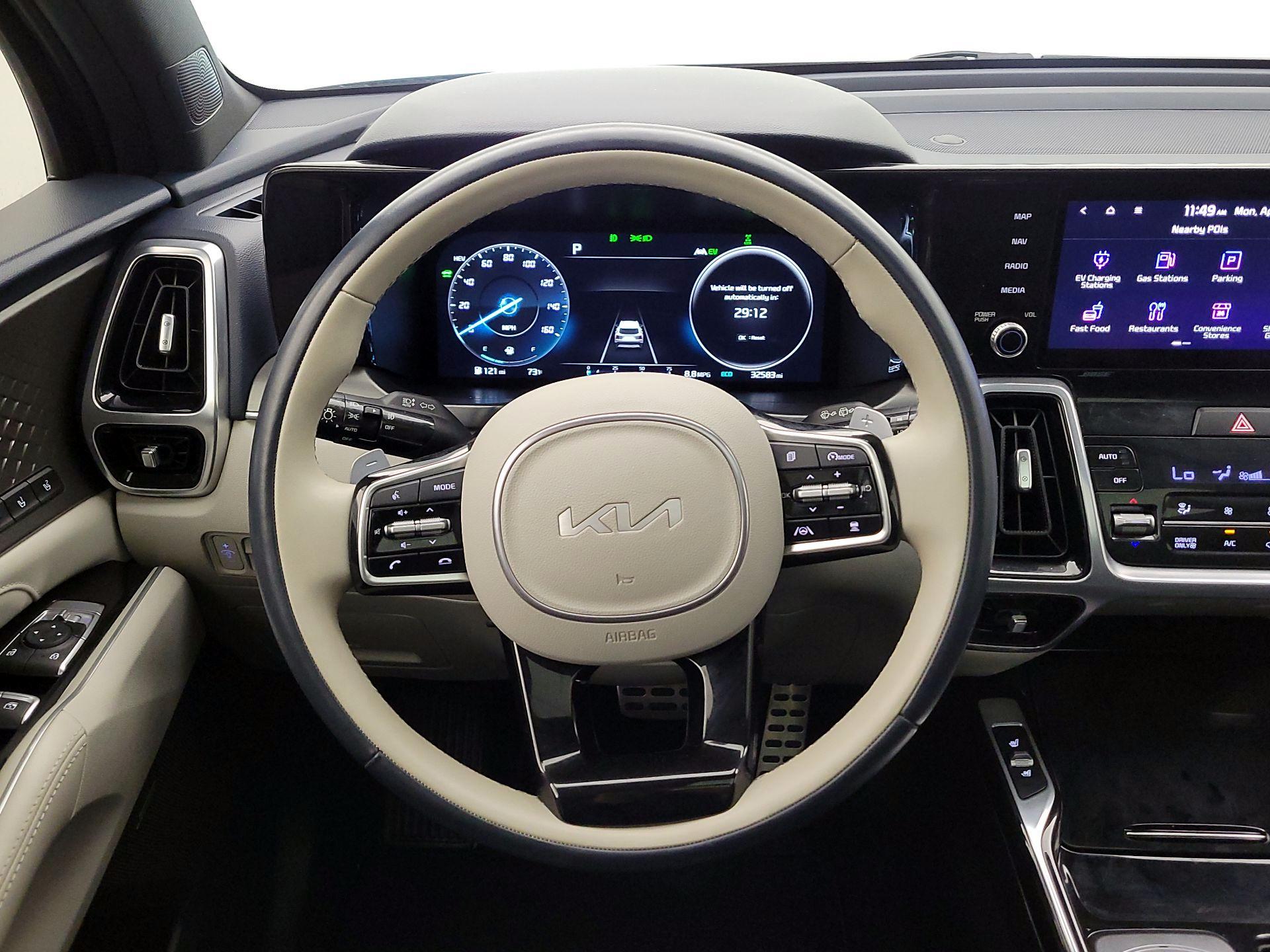 Thumbnail: 2023 Kia Sorento - 10