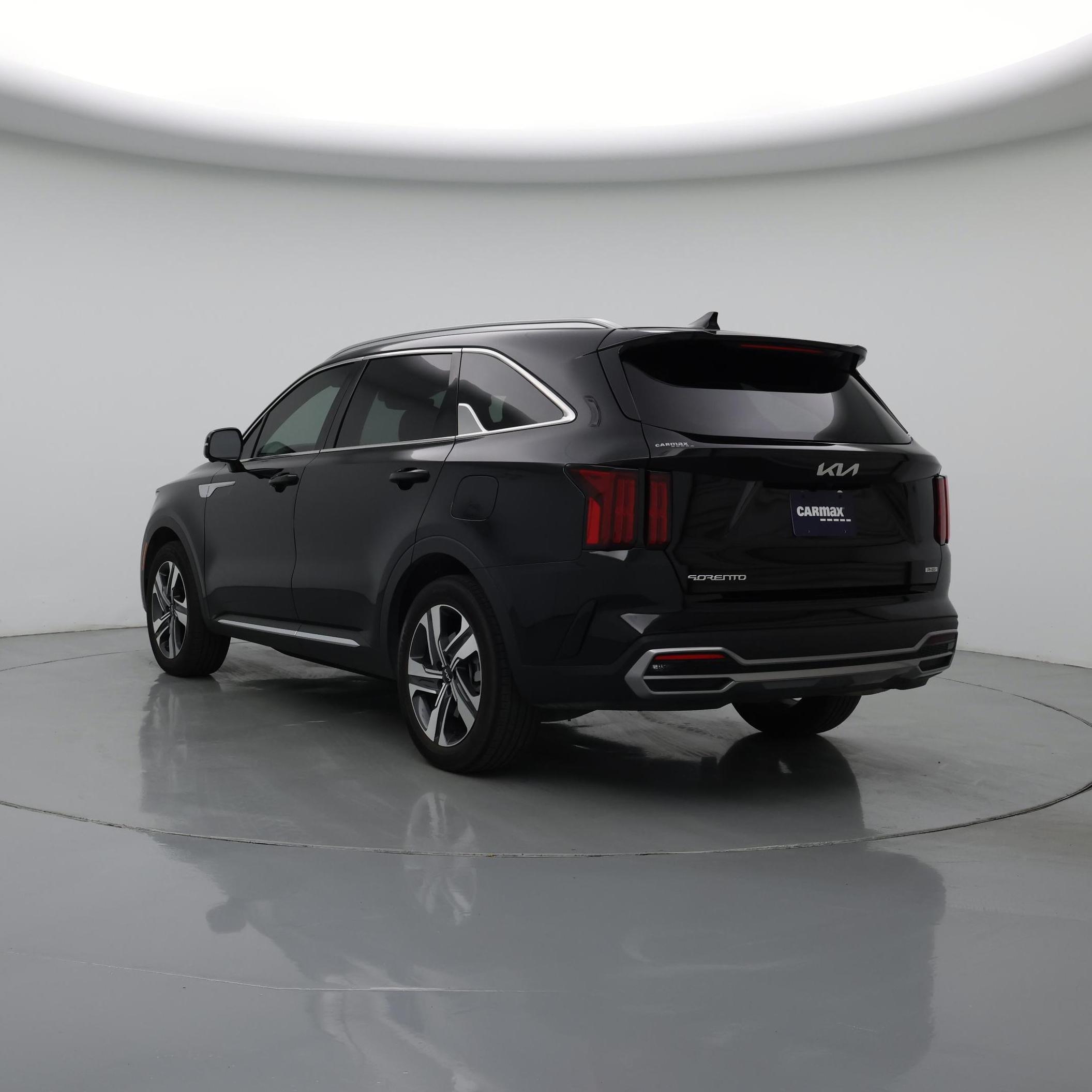 Thumbnail: 2023 Kia Sorento - 2