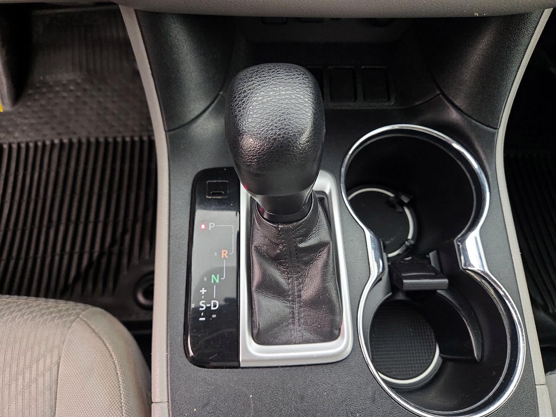 Thumbnail: 2019 Toyota Highlander - 17